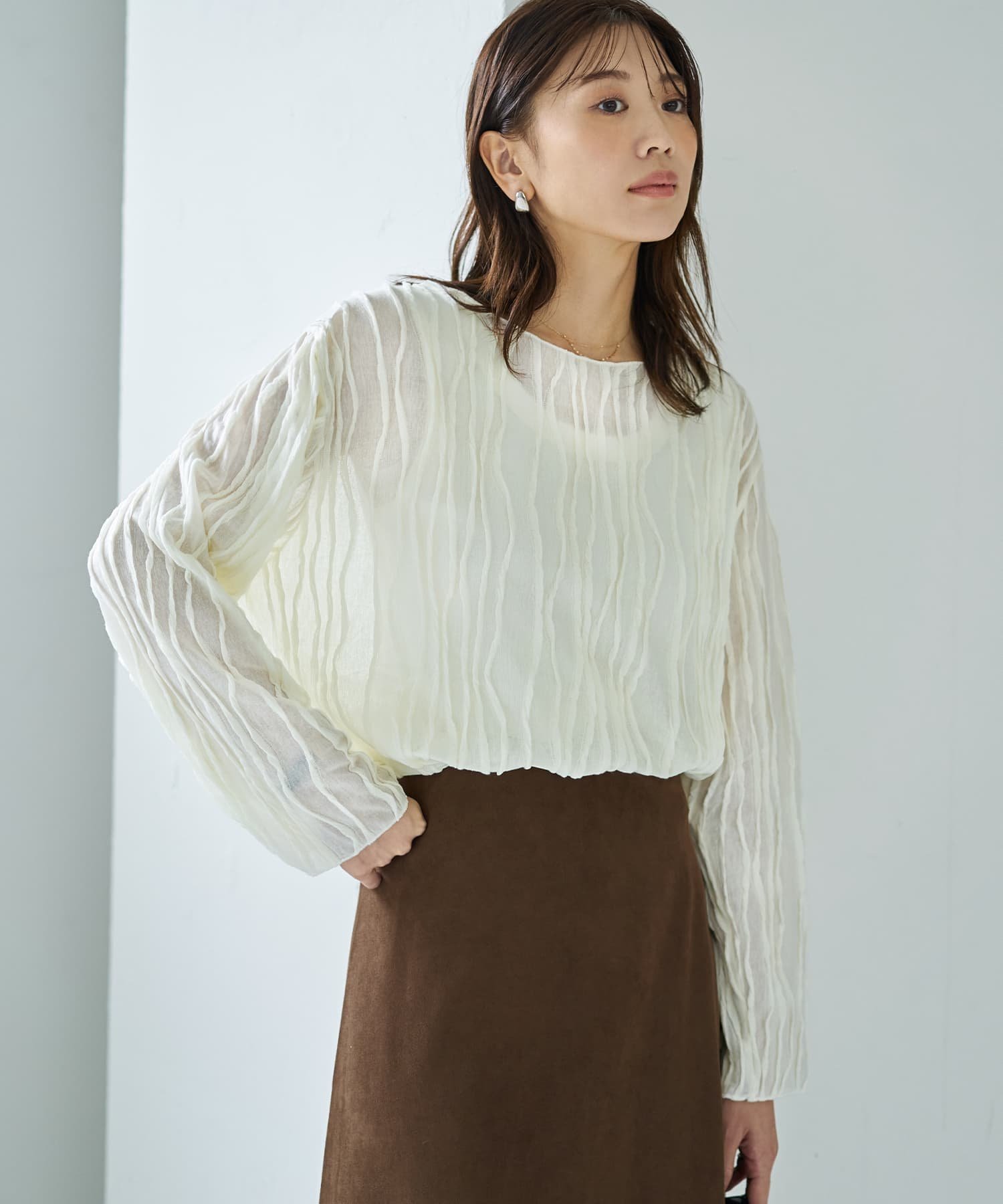 【スタイルデリ/STYLE DELI】のウェーブラインガーゼトップス インテリア・キッズ・メンズ・レディースファッション・服の通販 founy(ファニー) 　ファッション　Fashion　レディースファッション　Fashion for Women　トップス・カットソー　Cut & Sew Tops　インナー　Innerwear　ウェーブ　Wavy Pattern　カットソー　Cut and Sewn Top　シアー　Sheer, See-Through　シンプル　Simple, Minimal　ストライプ　Stripe, Striped Pattern　ストレート　Straight, Straight Cut　デニム　Denim, Jeans Material　人気　Popular, Best Seller　長袖　Long Sleeve, Full Sleeve　ハイネック　High Neck, Mock Neck　バランス　Balance, Style Balance　フォルム　Silhouette, Form　防寒　Cold Protection, Winter-Ready　クリーム|ID: prp329100004833993 ipo3291000000035206272