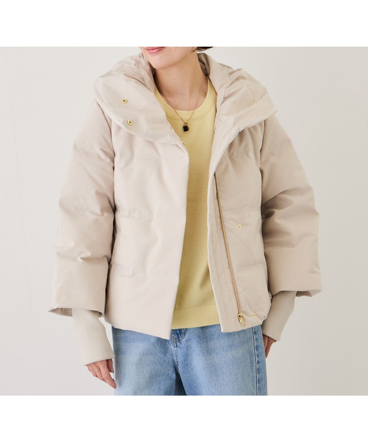 【ジャイロ/JAYRO】の袖口リブシームレスダウン インテリア・キッズ・メンズ・レディースファッション・服の通販 founy(ファニー) ファッション Fashion レディースファッション Fashion for Women トップス・カットソー Cut & Sew Tops アクセサリー Fashion Accessories インナー Innerwear 軽量 Lightweight, Ultra Light ショート Short, Short Length シンプル Simple, Minimal タイトスカート Pencil Skirt, Tight Skirt ダウン Down, Puffer バランス Balance, Style Balance フェザー Feather, Feather Detail フェミニン Feminine, Girly フレア Flare, Flared ポケット Pocket, Pocket Detail 防寒 Cold Protection, Winter-Ready ワイド Wide, Wide Fit A/W・秋冬 Autumn/Winter おすすめ Recommended / Our Picks エレガント 上品 Elegant オフホワイト(15)|ID: prp329100004834033 ipo3291000000035206830