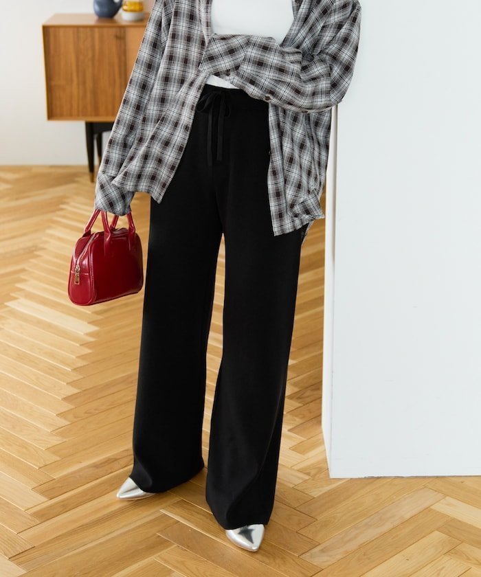 【フリークスストア/FREAK'S STORE】のニット ワイド イージーパンツ【限定展開】 25AW インテリア・キッズ・メンズ・レディースファッション・服の通販 founy(ファニー) 　ファッション　Fashion　レディースファッション　Fashion for Women　パンツ　Pants & Trousers　秋　Autumn　スウェット / スエット　Sweatshirt, Sweatwear　チュニック　Tunic, Long Top　定番　Standard, Basic Item　人気　Popular, Best Seller　バランス　Balance, Style Balance　リボン　Ribbon, Bow　リラックス　Relax, Relaxed Fit　ワイド　Wide, Wide Fit　A/W・秋冬　Autumn/Winter　冬　Winter / This Winter　おすすめ　Recommended / Our Picks　2025年　2025　2025-2026秋冬・A/W　Autumn/Winter 2025–26 AW25–26　ブラック|ID: prp329100004834045 ipo3291000000035206993