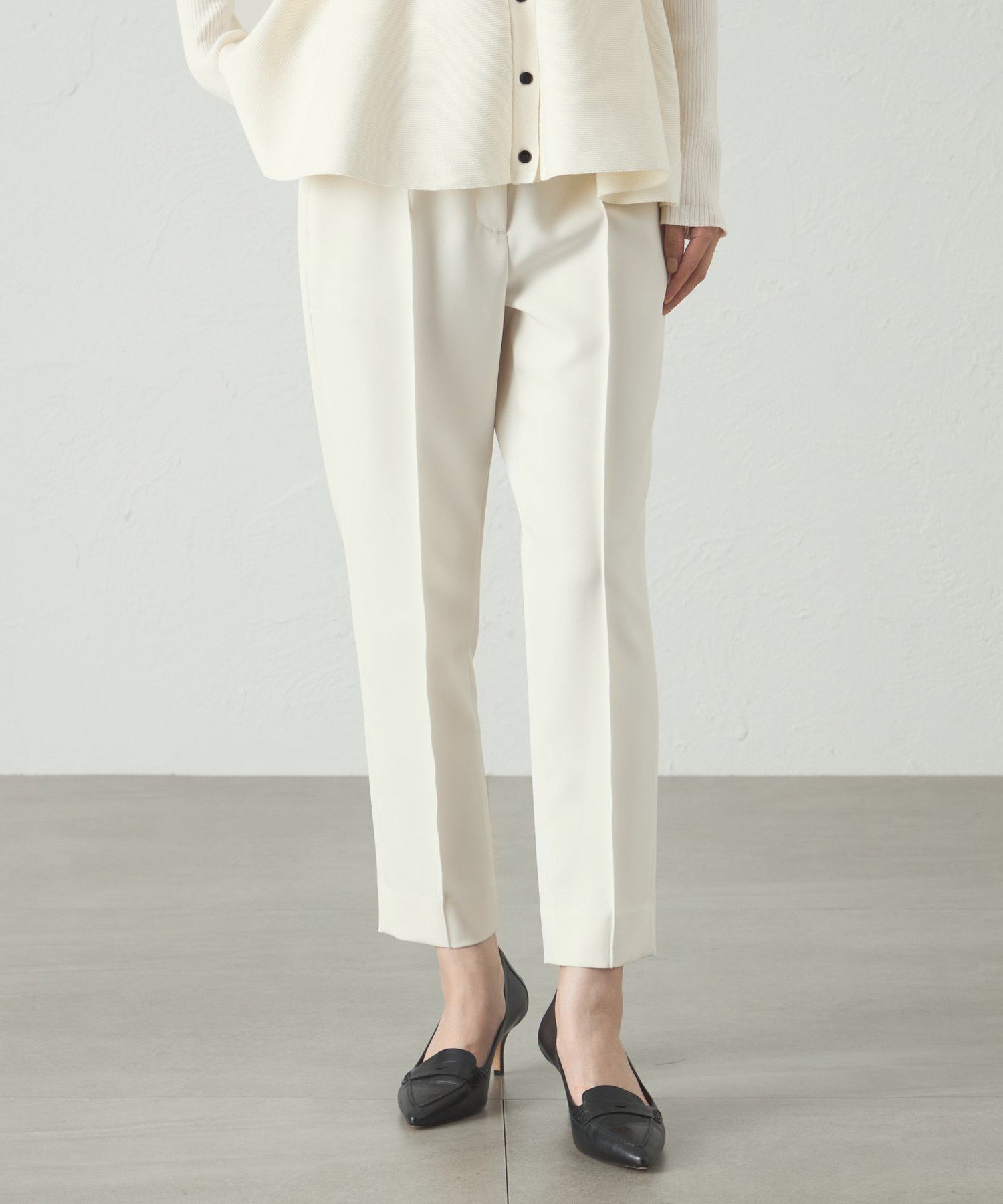 【キャスト/CAST】の【美シルエット・着用シワ軽減】ダブルクロススティックパンツ インテリア・キッズ・メンズ・レディースファッション・服の通販 founy(ファニー) 　ファッション　Fashion　レディースファッション　Fashion for Women　パンツ　Pants & Trousers　春　Spring　秋　Autumn　コンパクト　Compact, Small Size　ストレッチ　Stretch, Stretchy Fabric　センター　Center, Center Line　ダブル　Double, Double-Breasted　ベーシック　Basic, Essential　冬　Winter / This Winter　A/W・秋冬　Autumn/Winter　おすすめ　Recommended / Our Picks　日本製　Made In Japan　夏　Summer　オフホワイト|ID: prp329100004834053 ipo3291000000035207094