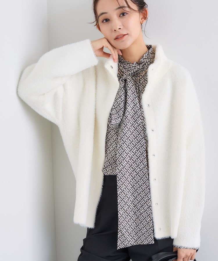 【インディヴィ/INDIVI】のスタンドネック シャギーモールニット 人気、トレンドファッション・服の通販 founy(ファニー) 　ファッション　Fashion　レディースファッション　Fashion for Women　トップス・カットソー　Cut & Sew Tops　ニット　Knit Tops & Sweaters　インナー　Innerwear　スタンド　Stand Collar, Upright Stand　スマート　Smart, Elegant　トレンド　Trend, Trending Now　ドット　Polka Dot, Dot Pattern　ボトム　Bottoms, Lower Wear　メタル　Metal, Metal Parts　ワイド　Wide, Wide Fit　おすすめ　Recommended / Our Picks　ビジネス 仕事 通勤　Business / Work / Commuting　 other-1|ID: prp329100004834130 ipo3291000000035208056