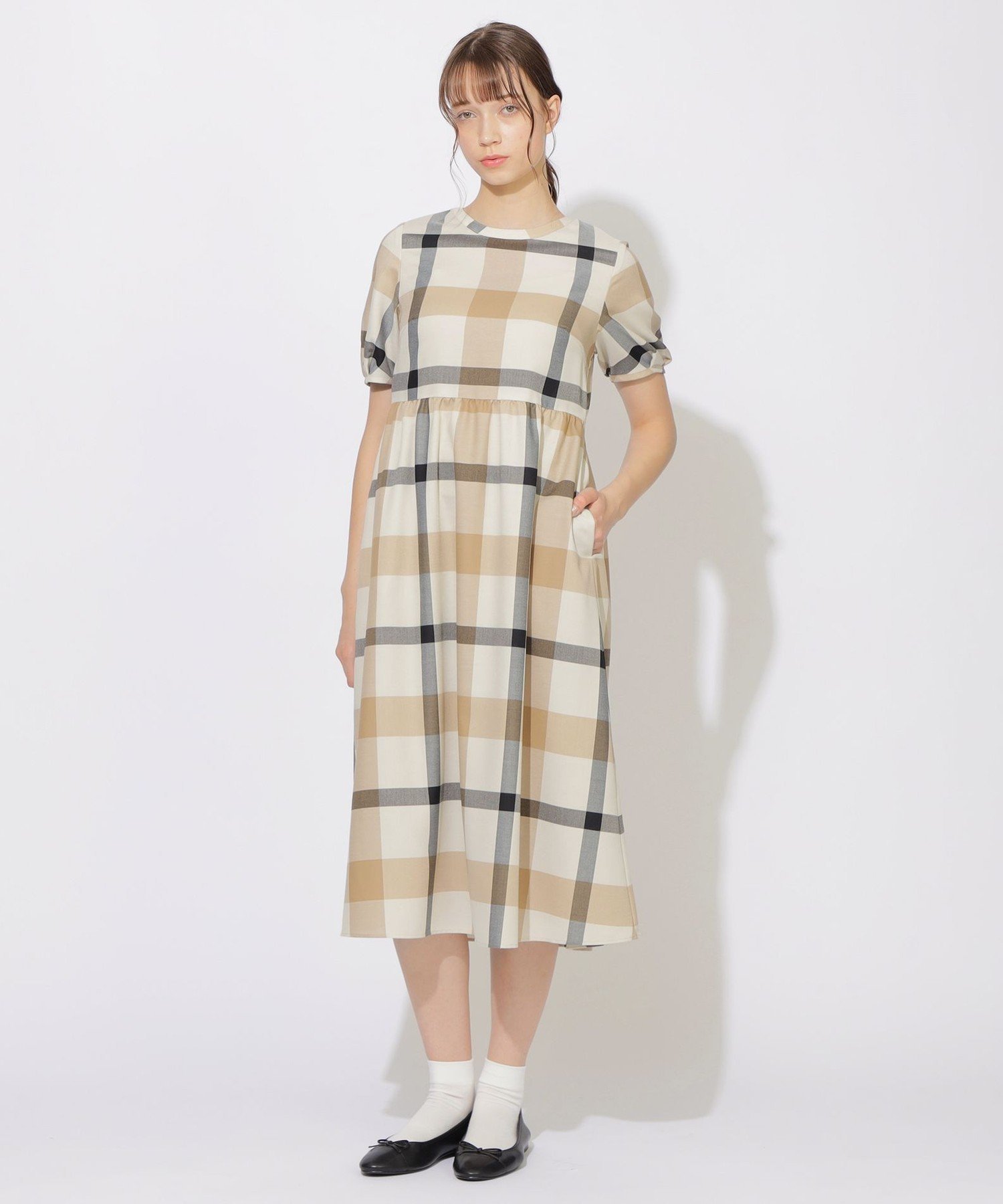 【ブルーレーベル クレストブリッジ/BLUE LABEL CRESTBRIDGE】のクレストブリッジチェックワンピース インテリア・キッズ・メンズ・レディースファッション・服の通販 founy(ファニー) 　ファッション　Fashion　レディースファッション　Fashion for Women　ワンピース　Dresses　ギャザー　Gathered, Ruffled　トレンド　Trend, Trending Now　フィット　Fit, Slim Fit　ペチコート　Petticoat, Underskirt　半袖　Short Sleeve, Half Sleeve　ベージュA|ID: prp329100004834236 ipo3291000000035209832