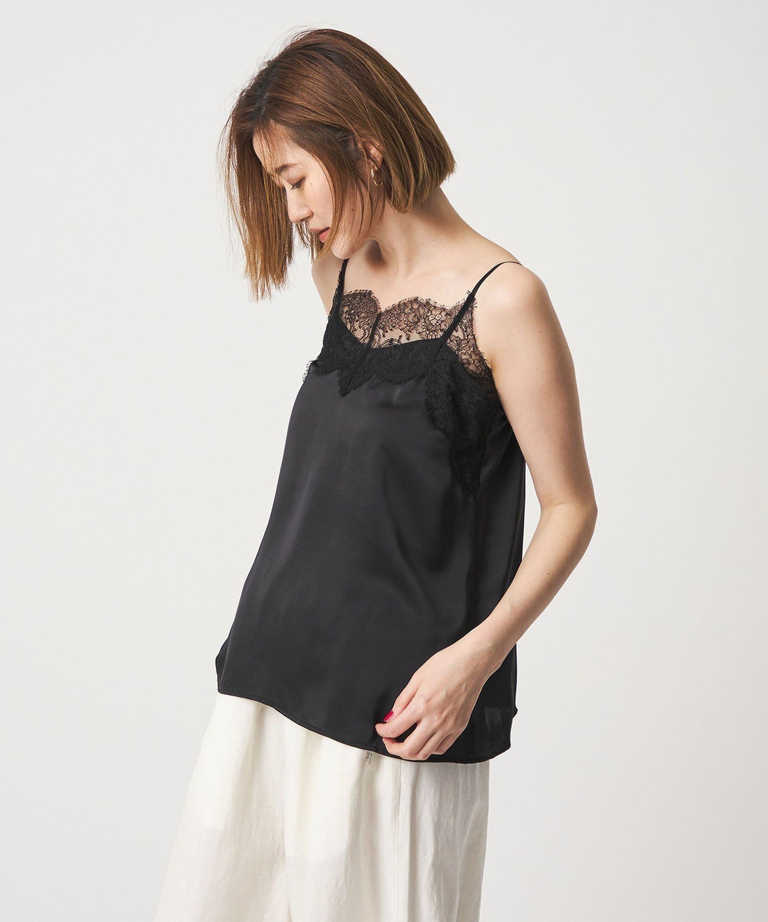 【ユナイテッドアローズ/UNITED ARROWS】のconte サテン レース キャミソールブラウス 人気、トレンドファッション・服の通販 founy(ファニー) 　ファッション　Fashion　レディースファッション　Fashion for Women　トップス・カットソー　Cut & Sew Tops　キャミソール&ノースリーブ　Camisoles & Sleeveless Tops　シャツ・ブラウス・オフィスカジュアル　Elegant Blouses & Button-Ups　おすすめ　Recommended / Our Picks　キャミソール　Camisole, Spaghetti Strap Top　サテン　Satin, Glossy Fabric　シルク　Silk, 100% Silk　シンプル　Simple, Minimal　ジャケット　Jacket, Outerwear　ランジェリー　Lingerie, Intimate Wear　レース　Lace, Lace Fabric　エレガント 上品　Elegant　 other-1|ID: prp329100004834252 ipo3291000000035210011