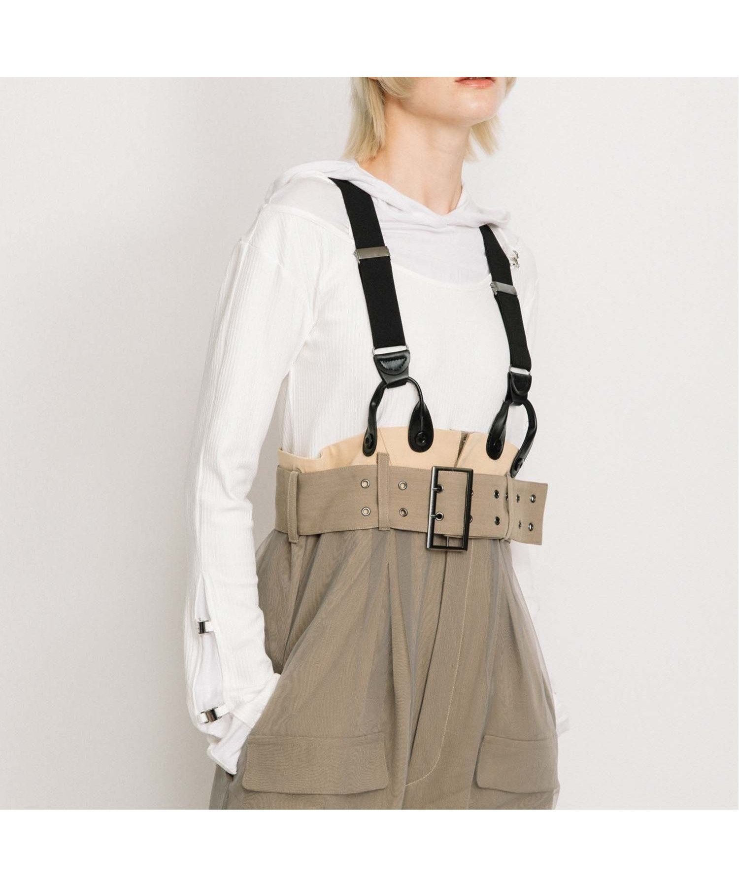 【アウラアイラ/AULA AILA】のHOODIE TOPS インテリア・キッズ・メンズ・レディースファッション・服の通販 founy(ファニー) 　ファッション　Fashion　レディースファッション　Fashion for Women　トップス・カットソー　Cut & Sew Tops　インナー　Innerwear　ストレッチ　Stretch, Stretchy Fabric　スリット　Slit, Slit Detail　メタル　Metal, Metal Parts　ワイドリブ　Wide Rib, Wide Ribbed Knit　WHITE|ID: prp329100004834288 ipo3291000000035210671