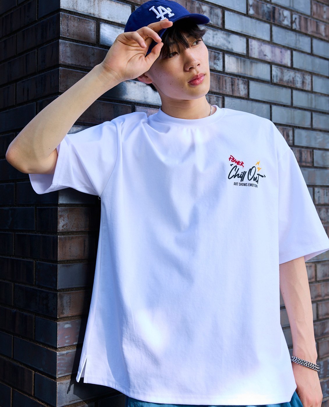【イーブス/YEVS】の【korea BEAR】korea BEAR Tee【ユニセックス】 人気、トレンドファッション・服の通販 founy(ファニー) 　ファッション　Fashion　レディースファッション　Fashion for Women　インナー　Innerwear　厚底　Platform Shoes　カーゴパンツ　Cargo Pants, Utility Pants　キャップ　Cap, Baseball Cap　キャラクター　Character, Licensed Characters　グラフィック　Graphic, Graphic Design　サンダル　Sandals, Summer Shoes　シンプル　Simple, Minimal　ジャケット　Jacket, Outerwear　スタンダード　Standard, Basic　スニーカー　Sneakers, Trainers　スラックス　Slacks, Dress Pants　手描き　Hand-Drawn, Illustrated　バランス　Balance, Style Balance　フェミニン　Feminine, Girly　フレア　Flare, Flared　プリント　Print, Printed Pattern　ベスト　Vest, Waistcoat　ベーシック　Basic, Essential　モチーフ　Motif, Design Theme　ロング　Long, Long-Length　ワンポイント　One Point, Statement Accent　おすすめ　Recommended / Our Picks　 other-1|ID: prp329100004834794 ipo3291000000035214439