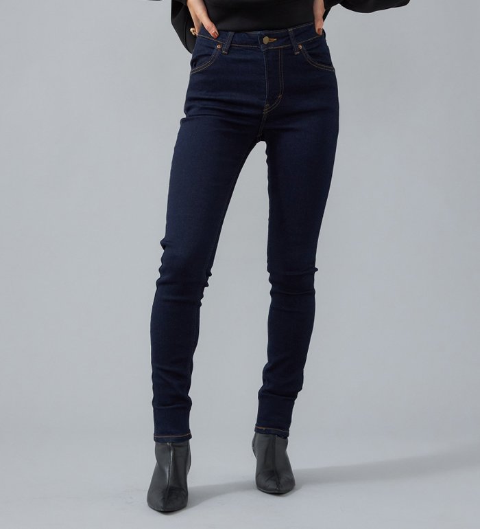 【エドウイン オンライン モール/EDWIN ONLINE MALL】のLee STANDARD WARDROBE LASTIC スキニーパンツ【ストレッチデニム】【OtonaMuse6月号掲載】 インテリア・キッズ・メンズ・レディースファッション・服の通販 founy(ファニー) https://founy.com/ 雑誌掲載アイテム Magazine Picks & Fashion Features ファッション雑誌 Fashion Magazines オトナミューズ otona MUSE ファッション Fashion レディースファッション Fashion for Women パンツ Pants & Trousers 6月号 June Issue, Jun. Edition スキニーデニム Skinny Jeans, Slim Jeans ストレッチ Stretch, Stretchy Fabric デニム Denim, Jeans Material 定番 Standard, Basic Item 雑誌 Magazine, Fashion Magazine |ID: prp329100004834851 ipo3291000000035214954