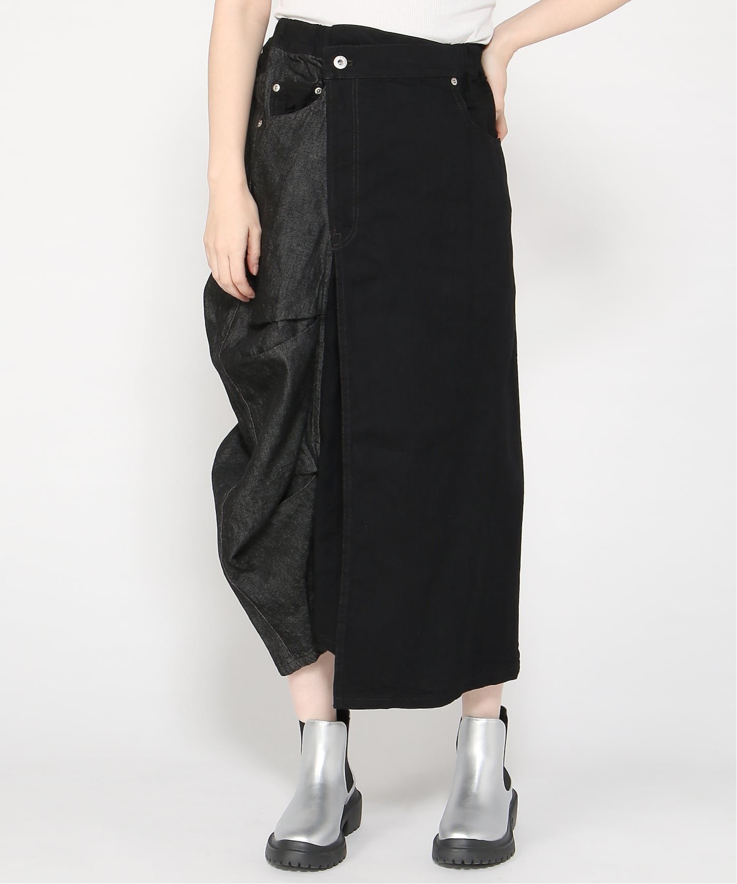 【ゴム/gomme】のタックデニムスカート インテリア・キッズ・メンズ・レディースファッション・服の通販 founy(ファニー) 　ファッション　Fashion　レディースファッション　Fashion for Women　スカート　Skirts　デニムスカート・カジュアルスカート　Denim Skirts　カットソー　Cut and Sewn Top　シューズ　Shoes, Footwear　シンプル　Simple, Minimal　デニム　Denim, Jeans Material　ポケット　Pocket, Pocket Detail　ランニング　Running, Running Wear, Activewear, Jogging　黒|ID: prp329100004834895 ipo3291000000035215315