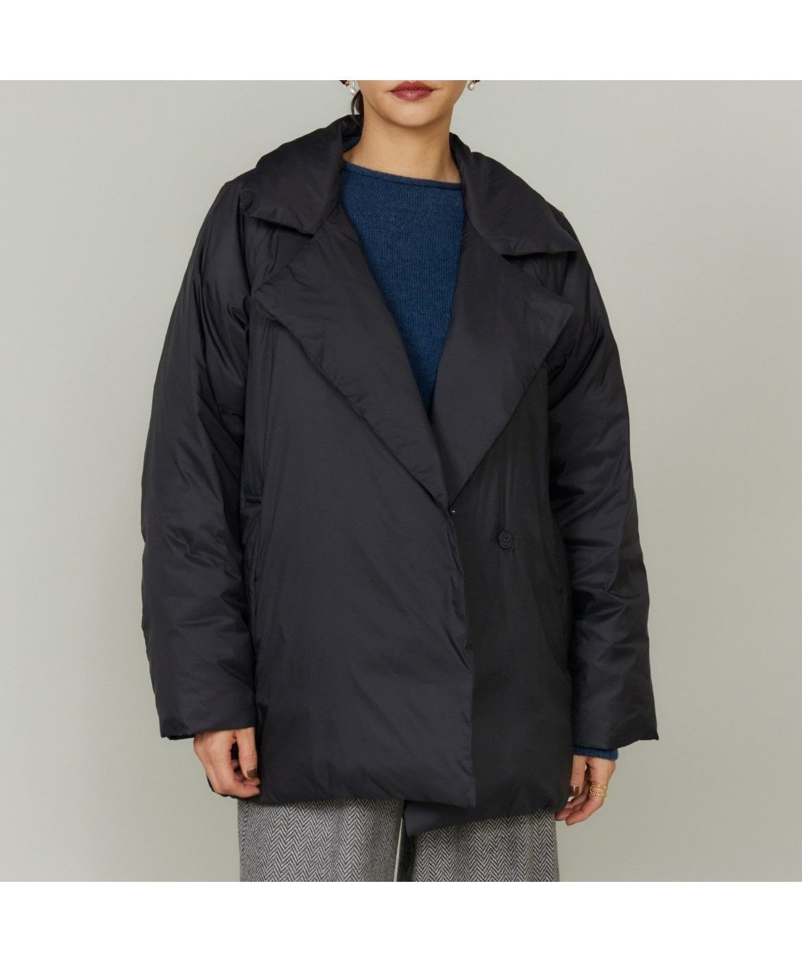 【イネド/INED】のピーコートダウン インテリア・キッズ・メンズ・レディースファッション・服の通販 founy(ファニー) 　ファッション　Fashion　レディースファッション　Fashion for Women　アウター　Coat / Outerwear Collection　コート・ロングコート・ピーコート　Long Coats, Peacoats & More　軽量　Lightweight, Ultra Light　スマート　Smart, Elegant　ダウン　Down, Puffer　バランス　Balance, Style Balance　フェザー　Feather, Feather Detail　フロント　Front, Front Design　ボトム　Bottoms, Lower Wear　ポケット　Pocket, Pocket Detail　防寒　Cold Protection, Winter-Ready　リラックス　Relax, Relaxed Fit　エレガント 上品　Elegant　ブラック|ID: prp329100004834946 ipo3291000000035215990