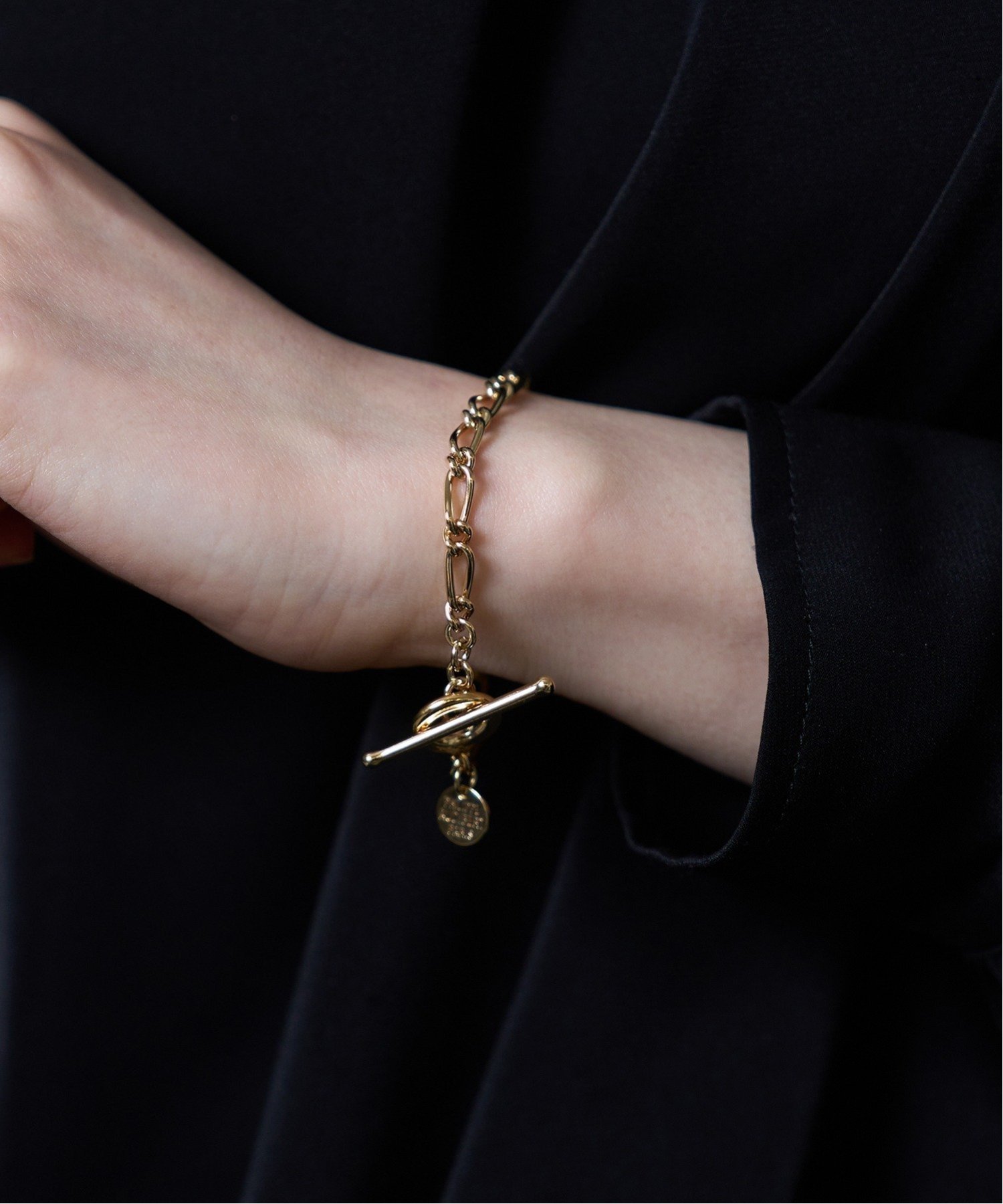 【セットアップセブン/SETUP7】のPHILIPPE AUDIBERT/マンテルチェーンブレスレット bracelet Sarah laiton BR5231 プレゼント ギフト 人気、トレンドファッション・服の通販 founy(ファニー) 　ファッション　Fashion　レディースファッション　Fashion for Women　ジュエリー　Jewelry　チェーン＆カフブレスレット　Cuff & Chain Bracelets　おすすめ　Recommended / Our Picks　アクセサリー　Fashion Accessories　ギフト プレゼント　Gift / Present　サングラス　Sunglasses, Shades　シンプル　Simple, Minimal　ジャケット　Jacket, Outerwear　スウェット / スエット　Sweatshirt, Sweatwear　セットアップ　Set-Up, Coordinated Outfit　チェーン　Chain, Chain Strap　デニム　Denim, Jeans Material　トレーナー　Sweatshirt, Trainer　バングル　Bangle, Bracelet　フランス　France, French　ブレスレット　Bracelet, Wristband　エレガント 上品　Elegant　時計　Watch, Wristwatch　 other-1|ID: prp329100004834952 ipo3291000000035216048