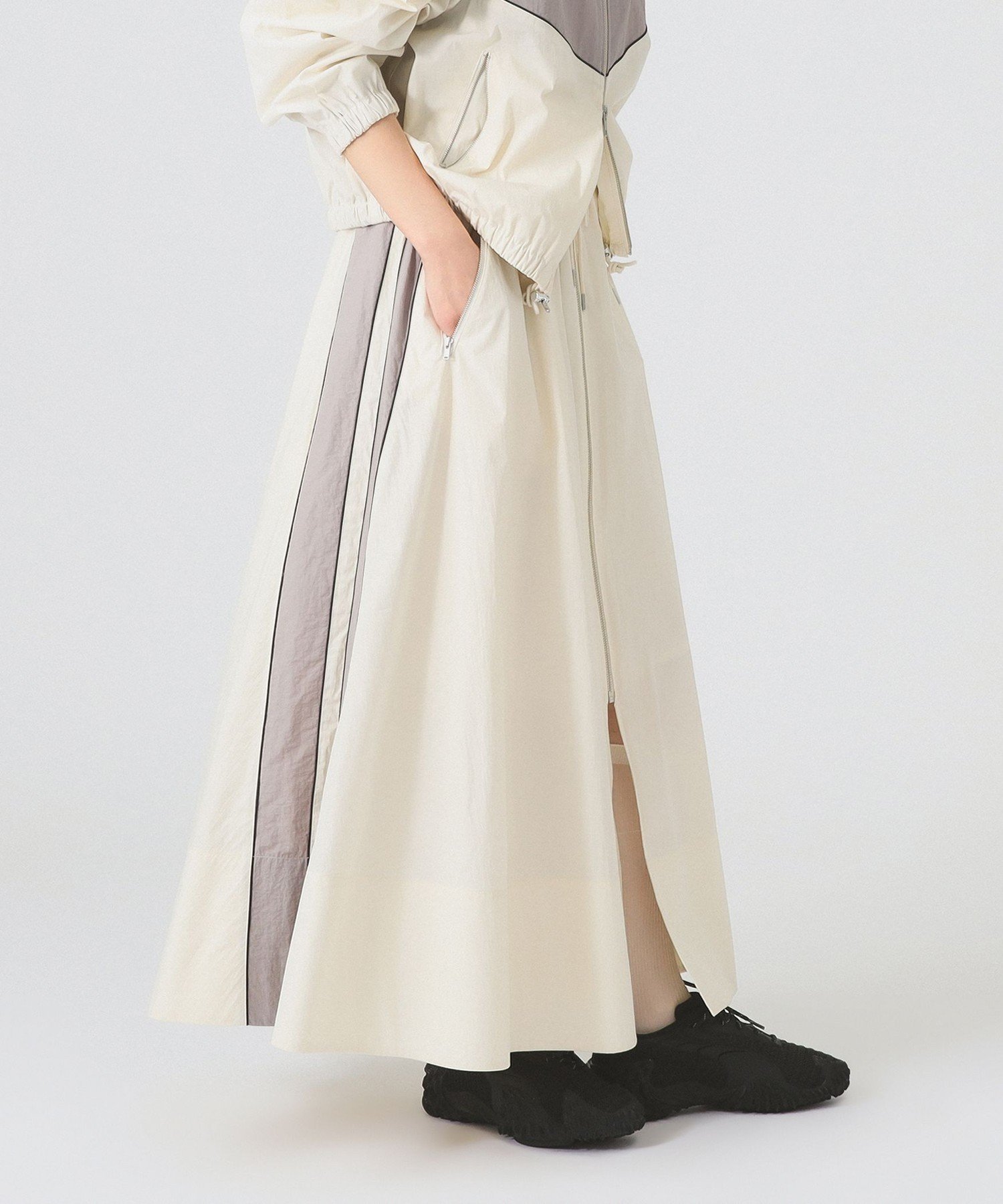 【ビームス ウイメン/BEAMS】のサイドライン ギャザー スカート 人気、トレンドファッション・服の通販 founy(ファニー) 　ファッション　Fashion　レディースファッション　Fashion for Women　スカート　Skirts　おすすめ　Recommended / Our Picks　ギャザー　Gathered, Ruffled　シアー　Sheer, See-Through　ジャケット　Jacket, Outerwear　セットアップ　Set-Up, Coordinated Outfit　タフタ　Taffeta, Structured Fabric　フレア　Flare, Flared　リブニット　Rib Knit, Ribbed Knit　今季　This Season, Current Season　 other-1|ID: prp329100004835005 ipo3291000000035216517