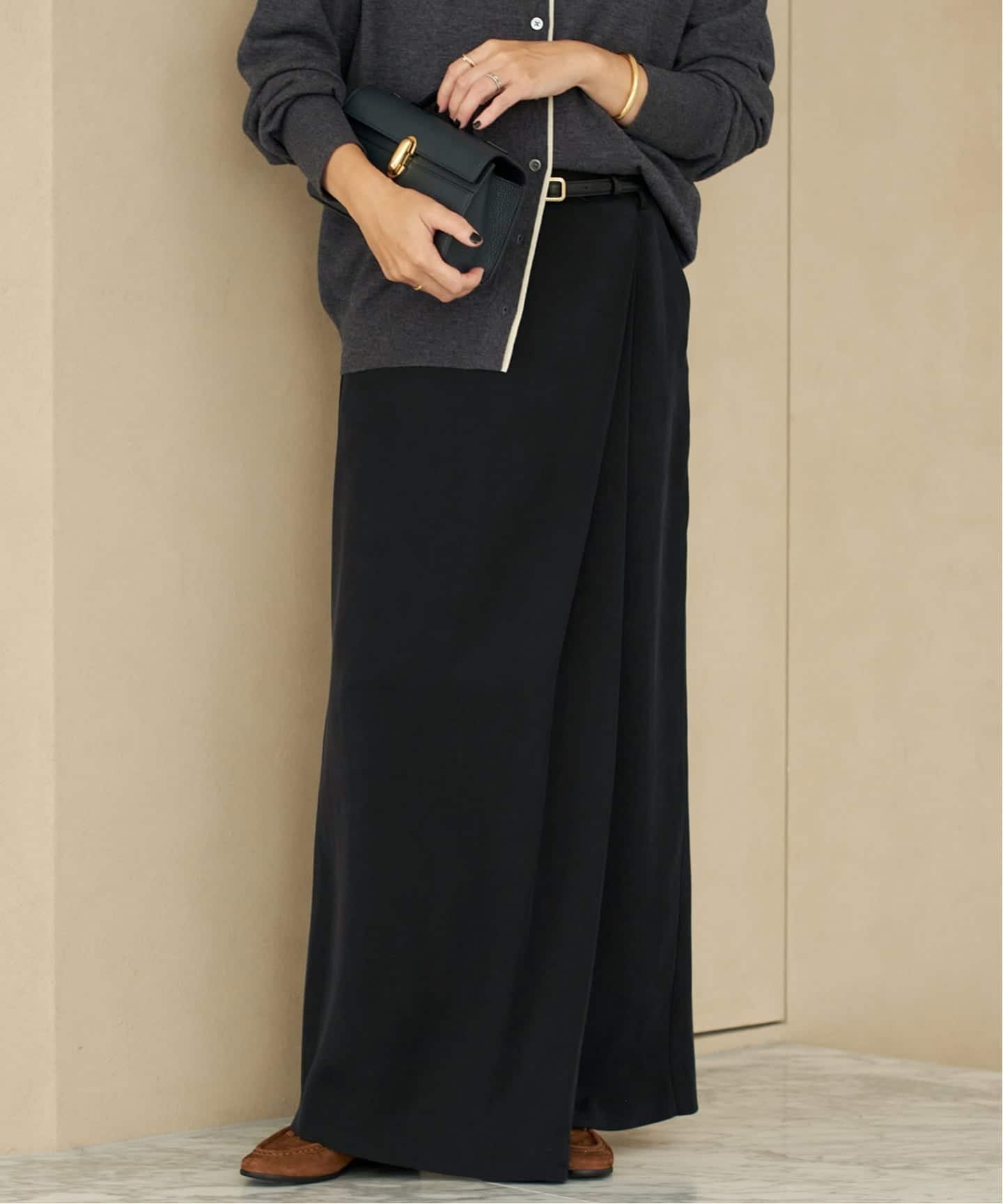 【プラージュ/Plage】のcupura satin wrap スカート インテリア・キッズ・メンズ・レディースファッション・服の通販 founy(ファニー) 　ファッション　Fashion　レディースファッション　Fashion for Women　スカート　Skirts　おすすめ　Recommended / Our Picks　キュプラ　Cupro, Eco Fabric　シンプル　Simple, Minimal　ドレープ　Drape, Draping Fabric　ラップ　Wrap, Wrap Design　ロング　Long, Long-Length　エレガント 上品　Elegant　ブラック|ID: prp329100004835009 ipo3291000000035216561