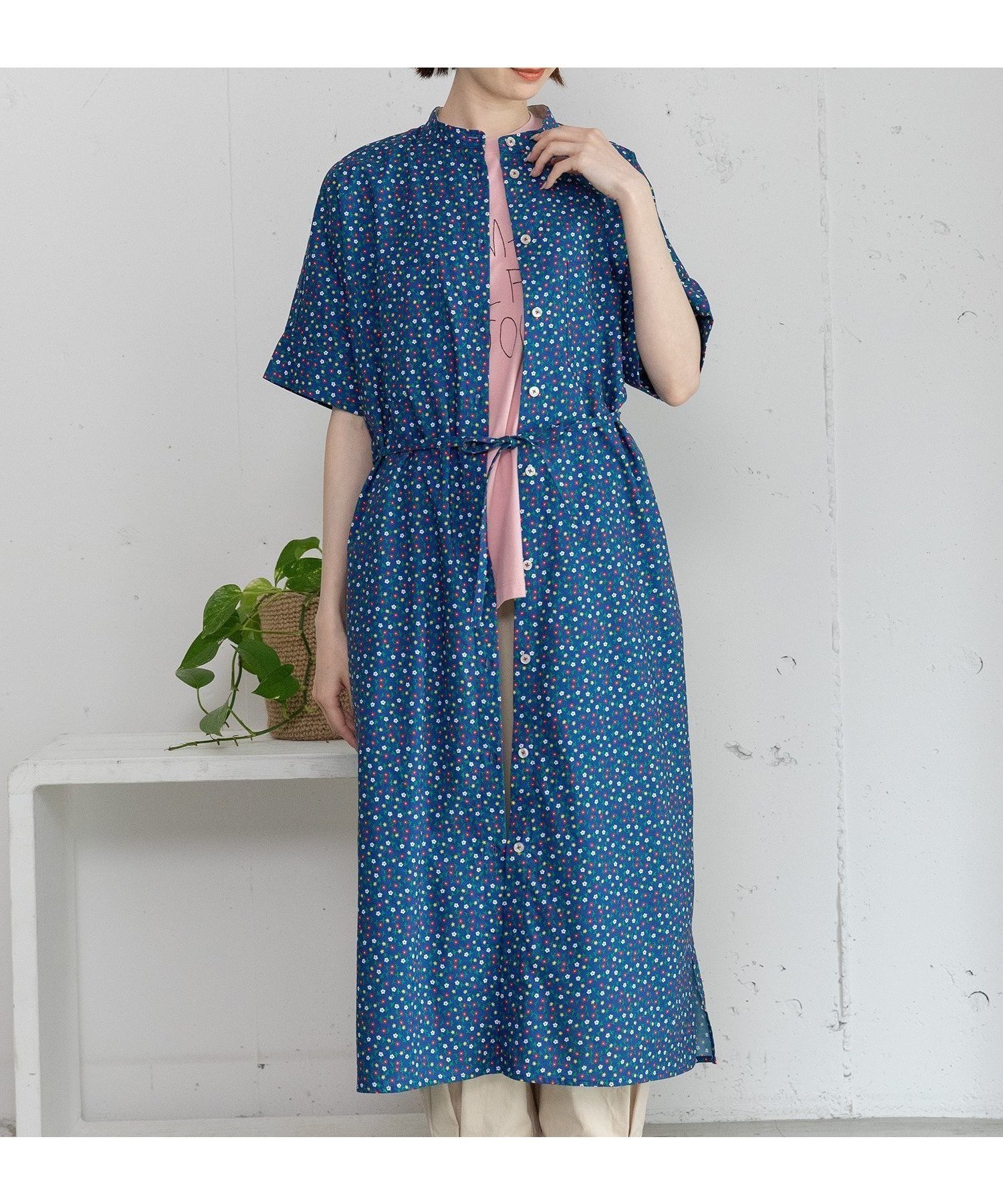 【プードゥドゥ/POU DOU DOU】のフラワープリントワンピース 人気、トレンドファッション・服の通販 founy(ファニー) 　ファッション　Fashion　レディースファッション　Fashion for Women　ワンピース　Dresses　ストレート　Straight, Straight Cut　スマート　Smart, Elegant　プリント　Print, Printed Pattern　ポケット　Pocket, Pocket Detail　リラックス　Relax, Relaxed Fit　羽織　Haori, Light Jacket　 other-1|ID: prp329100004835019 ipo3291000000035216743