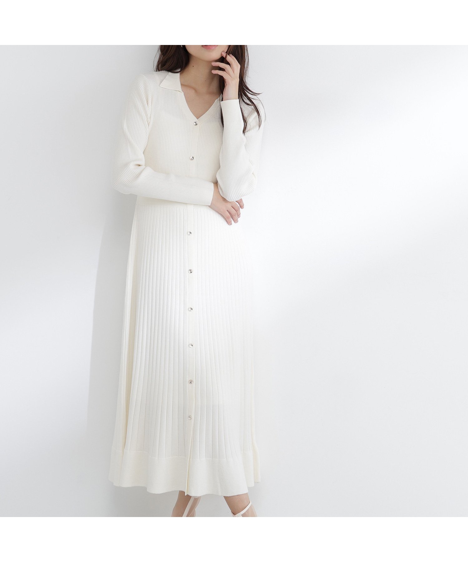 【ナチュラル ビューティー ベーシック/NATURAL BEAUTY BASIC】のスキッパーリブニットワンピース インテリア・キッズ・メンズ・レディースファッション・服の通販 founy(ファニー) 　ファッション　Fashion　レディースファッション　Fashion for Women　ワンピース　Dresses　ニットワンピース　Knit Dresses　スキッパー　Skipper, Open Collar　エレガント 上品　Elegant　ビジネス 仕事 通勤　Business / Work / Commuting　オフホワイト1|ID: prp329100004835028 ipo3291000000035216858