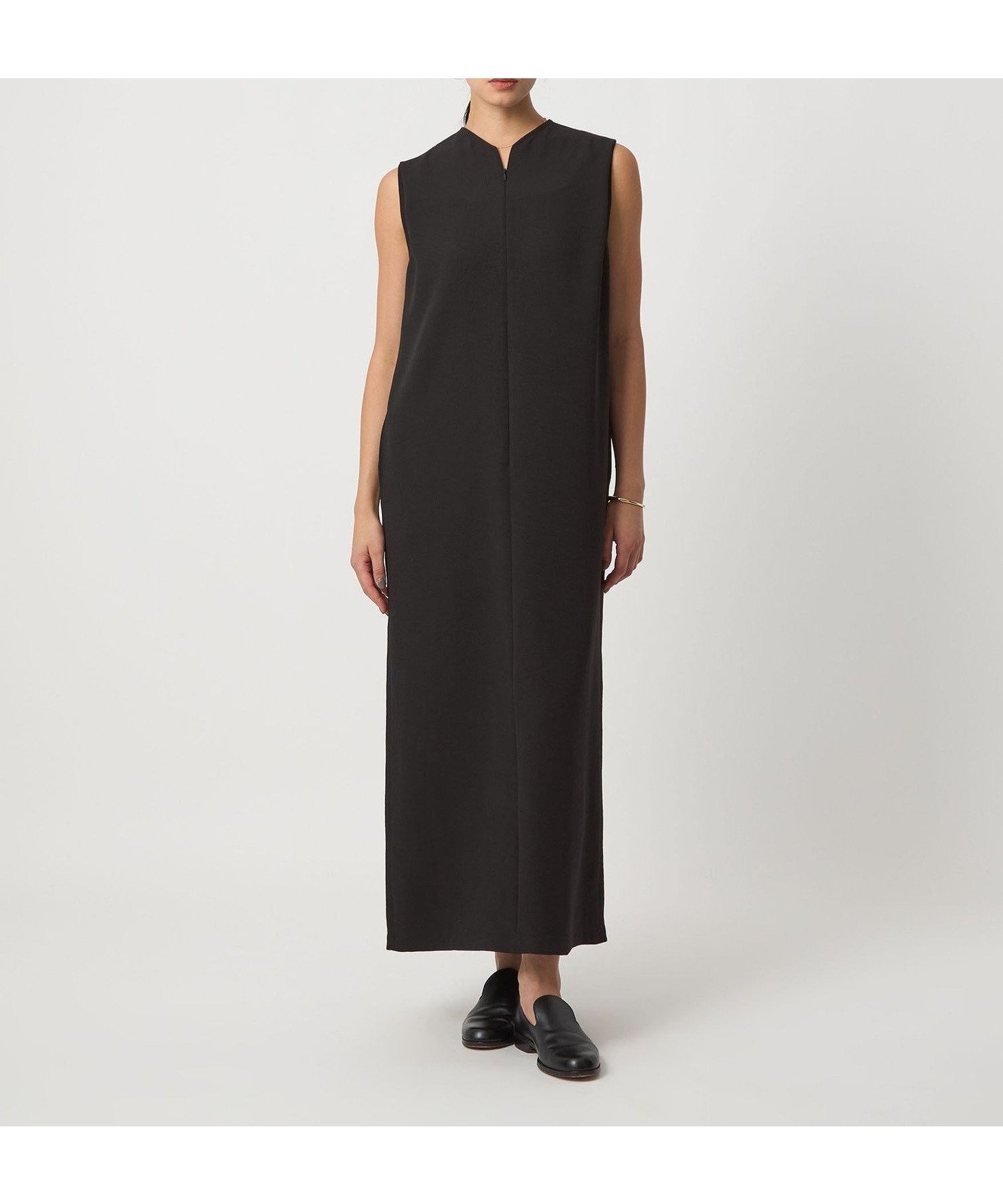 【ユナイテッドアローズ/UNITED ARROWS】のD.O UNITED ARROWS BY DAISUKE OBANA for WOMEN I SL/LESS DRESS/ワンピース インテリア・キッズ・メンズ・レディースファッション・服の通販 founy(ファニー) 　ファッション　Fashion　レディースファッション　Fashion for Women　ワンピース　Dresses　フォーマル・パーティードレス・結婚式用ドレス　Elegant & Casual Dresses　インナー　Innerwear　エレガント 上品　Elegant　カットソー　Cut and Sewn Top　コレクション　Collection, Seasonal Line　シューズ　Shoes, Footwear　ジャケット　Jacket, Outerwear　スリット　Slit, Slit Detail　センター　Center, Center Line　定番　Standard, Basic Item　フラット　Flat, Flat Shoes　フロント　Front, Front Design　ルーズ　Loose, Oversized　ロング　Long, Long-Length　BLACK|ID: prp329100004835112 ipo3291000000035218244