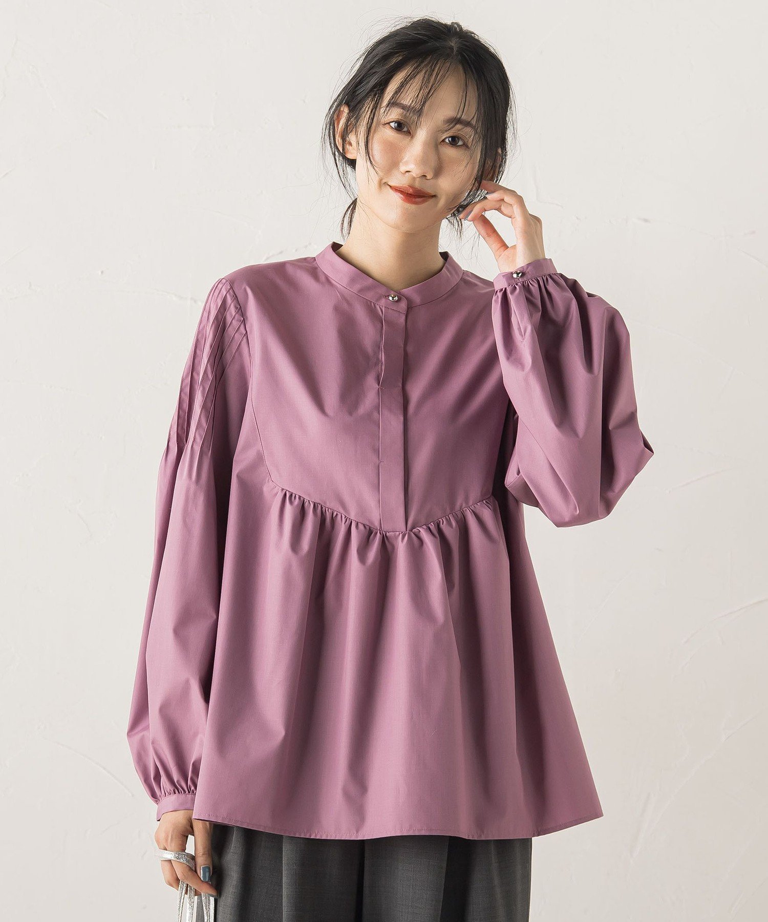 【ドロワット ロートレアモン/Droite Lautreamont】のTCタイプライターブラウス≪洗濯機で洗える≫ インテリア・キッズ・メンズ・レディースファッション・服の通販 founy(ファニー) 　ファッション　Fashion　レディースファッション　Fashion for Women　トップス・カットソー　Cut & Sew Tops　シャツ・ブラウス・オフィスカジュアル　Elegant Blouses & Button-Ups　洗える　Machine Washable　秋　Autumn　ギャザー　Gathered, Ruffled　タイプライター　Typewriter Fabric, Crisp Cotton　トレンド　Trend, Trending Now　長袖　Long Sleeve, Full Sleeve　フェミニン　Feminine, Girly　フレア　Flare, Flared　フロント　Front, Front Design　ベスト　Vest, Waistcoat　ヨーク　Yoke, Yoke Design　A/W・秋冬　Autumn/Winter　2025年　2025　2025-2026秋冬・A/W　Autumn/Winter 2025–26 AW25–26　パープル|ID: prp329100004835120 ipo3291000000035218406