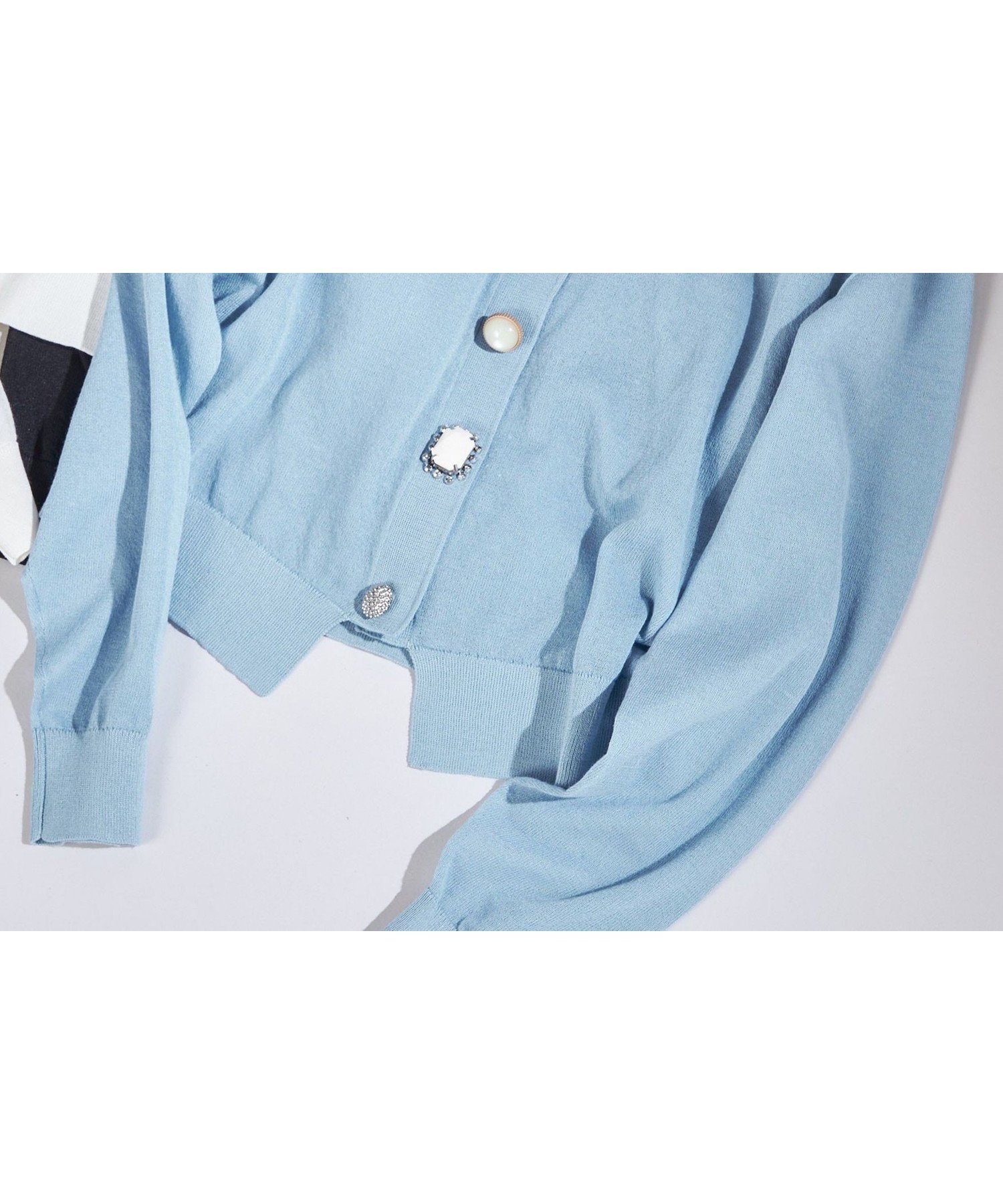 【シップス フォー ウィメン/SHIPS】のTORRAZZO DONNA 手洗い可能 ビジュー シアー カーディガン インテリア・キッズ・メンズ・レディースファッション・服の通販 founy(ファニー) 　ファッション　Fashion　レディースファッション　Fashion for Women　トップス・カットソー　Cut & Sew Tops　カーディガン・羽織り　Layered Style Cardigans　カーディガン　Cardigan, Knitwear　シアー　Sheer, See-Through　ダウン　Down, Puffer　デニム　Denim, Jeans Material　トレンド　Trend, Trending Now　定番　Standard, Basic Item　バランス　Balance, Style Balance　ビジュー　Bijou, Jewel-like Accent　フェミニン　Feminine, Girly　フロント　Front, Front Design　別注　Limited Edition, Custom Order　羽織　Haori, Light Jacket　ロング　Long, Long-Length　ワイド　Wide, Wide Fit　ワーク　Workwear, Utility Style　おすすめ　Recommended / Our Picks　夏　Summer　エレガント 上品　Elegant　サックスブルー|ID: prp329100004835128 ipo3291000000035218545