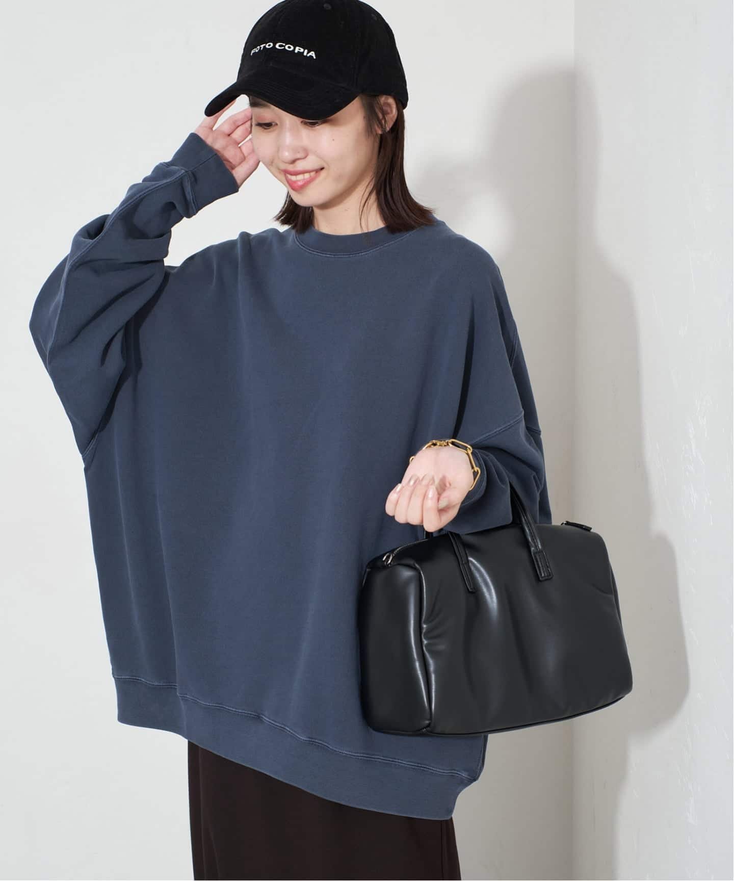 【スローブ イエナ/SLOBE IENA】の《WEB限定/追加2》ビックシルエットピグメント裏毛プルオーバー インテリア・キッズ・メンズ・レディースファッション・服の通販 founy(ファニー) 　ファッション　Fashion　レディースファッション　Fashion for Women　トップス・カットソー　Cut & Sew Tops　カジュアルプルオーバー・ニットトップス　Pullovers & Knit Tops / Casual Pullovers　2025年　2025　2025-2026秋冬・A/W　Autumn/Winter 2025–26 AW25–26　サテン　Satin, Glossy Fabric　シンプル　Simple, Minimal　スウェット / スエット　Sweatshirt, Sweatwear　デニム　Denim, Jeans Material　ベロア　Velour, Soft Velvet　ユーズド　Used, Vintage-Look　リラックス　Relax, Relaxed Fit　ネイビー|ID: prp329100004835150 ipo3291000000035218890