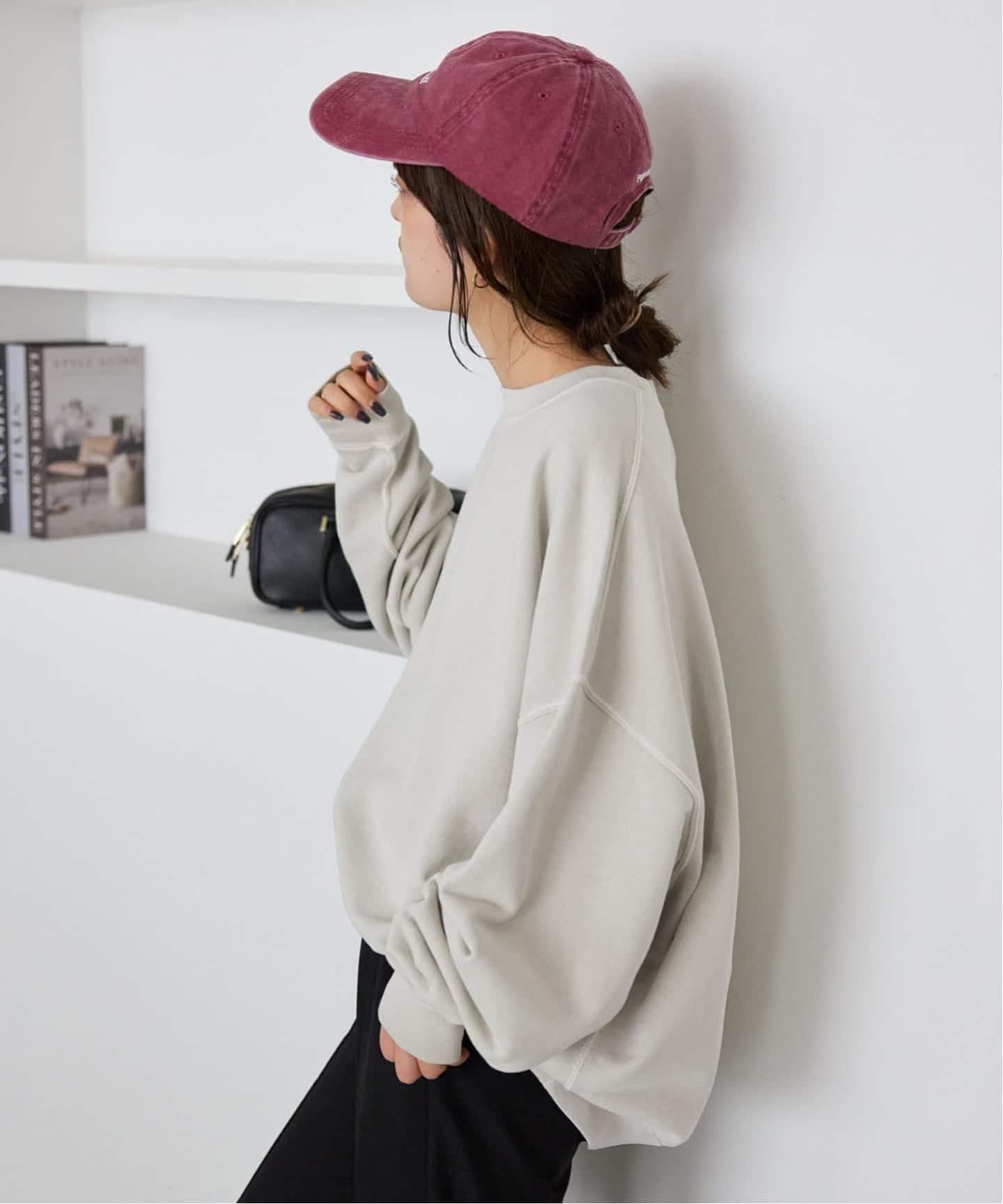 【スローブ イエナ/SLOBE IENA】の《WEB限定/追加2》ビックシルエットピグメント裏毛プルオーバー インテリア・キッズ・メンズ・レディースファッション・服の通販 founy(ファニー) 　ファッション　Fashion　レディースファッション　Fashion for Women　トップス・カットソー　Cut & Sew Tops　カジュアルプルオーバー・ニットトップス　Pullovers & Knit Tops / Casual Pullovers　2025年　2025　2025-2026秋冬・A/W　Autumn/Winter 2025–26 AW25–26　サテン　Satin, Glossy Fabric　シンプル　Simple, Minimal　スウェット / スエット　Sweatshirt, Sweatwear　デニム　Denim, Jeans Material　ベロア　Velour, Soft Velvet　ユーズド　Used, Vintage-Look　リラックス　Relax, Relaxed Fit　ベージュ|ID: prp329100004835150 ipo3291000000035218892