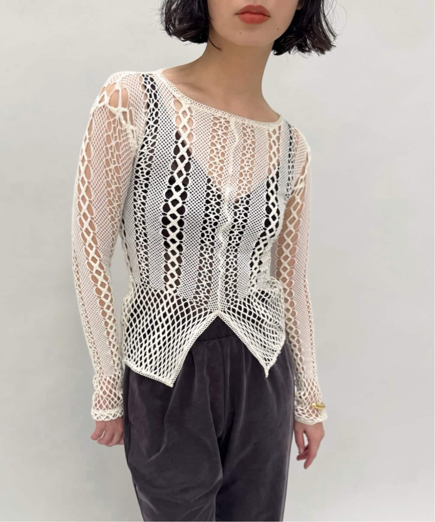 【エディット フォー ルル/edit.for LuLu】の【EUCHRONIA/ユークロニア】Stretch lace long sleeve tee インテリア・キッズ・メンズ・レディースファッション・服の通販 founy(ファニー) 　ファッション　Fashion　レディースファッション　Fashion for Women　トップス・カットソー　Cut & Sew Tops　インナー　Innerwear　カットソー　Cut and Sewn Top　ストレッチ　Stretch, Stretchy Fabric　スマート　Smart, Elegant　スリット　Slit, Slit Detail　長袖　Long Sleeve, Full Sleeve　レース　Lace, Lace Fabric　再入荷　Restock / Back in Stock　おすすめ　Recommended / Our Picks　ナチュラル|ID: prp329100004835151 ipo3291000000035218897