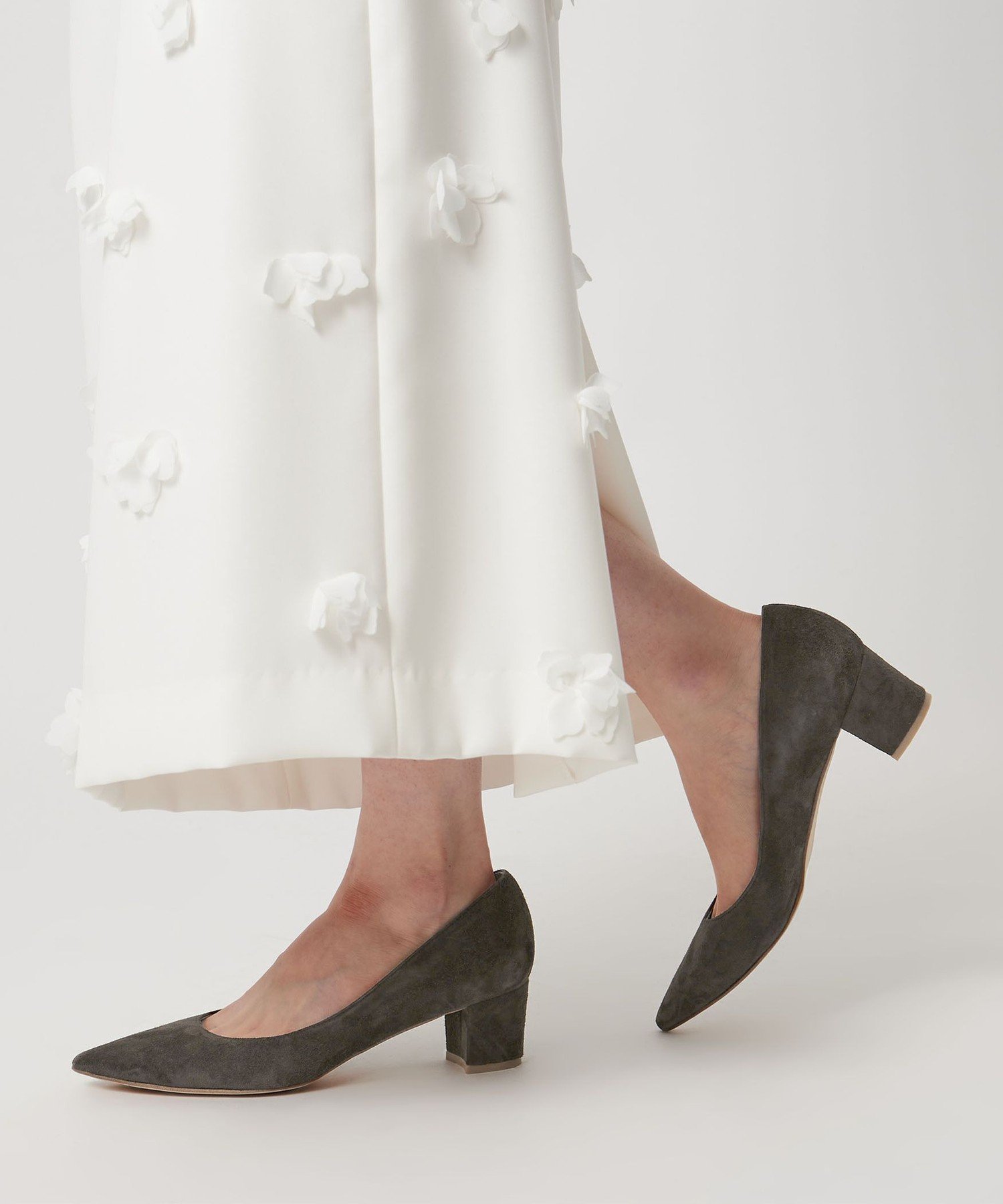 【ユナイテッドアローズ/UNITED ARROWS】のポインテッドトゥ チャンキーパンプス 人気、トレンドファッション・服の通販 founy(ファニー) 　ファッション　Fashion　レディースファッション　Fashion for Women　エレガント 上品　Elegant　フォーマル　Formal, Dressy　ベーシック　Basic, Essential　ビジネス 仕事 通勤　Business / Work / Commuting　 other-1|ID: prp329100004835264 ipo3291000000035220405