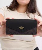 【コーチ/COACH】の【公式】エンベロープ ウォレット・シグネチャー キャンバス 人気、トレンドファッション・服の通販 founy(ファニー) ファッション Fashion レディースファッション Fashion for Women キャンバス Canvas, Canvas Fabric シューズ Shoes, Footwear ジップ Zip, Zipper ポケット Pocket, Pocket Detail 財布 Wallet, Purse thumbnail BLACK|ID: prp329100004835535 ipo3291000000035222494