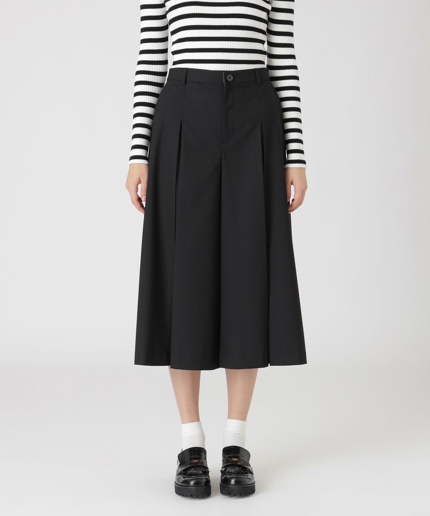 【ブルーレーベル クレストブリッジ/BLUE LABEL CRESTBRIDGE】のプレーンウォッシャブルガウチョパンツ インテリア・キッズ・メンズ・レディースファッション・服の通販 founy(ファニー) 　ファッション　Fashion　レディースファッション　Fashion for Women　パンツ　Pants & Trousers　ガウチョパンツ　Gaucho Pants, Culottes　シンプル　Simple, Minimal　センター　Center, Center Line　ブラック|ID: prp329100004835648 ipo3291000000035223203