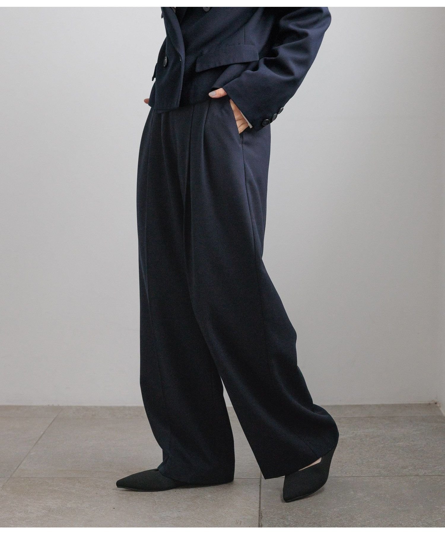 【ローリーズファーム/LOWRYS FARM】のdaymeワイドパンツ インテリア・キッズ・メンズ・レディースファッション・服の通販 founy(ファニー) 　ファッション　Fashion　レディースファッション　Fashion for Women　パンツ　Pants & Trousers　おすすめ　Recommended / Our Picks　サテン　Satin, Glossy Fabric　ジャケット　Jacket, Outerwear　ストレート　Straight, Straight Cut　セットアップ　Set-Up, Coordinated Outfit　ダブル　Double, Double-Breasted　フェミニン　Feminine, Girly　フロント　Front, Front Design　リラックス　Relax, Relaxed Fit　レース　Lace, Lace Fabric　ワイド　Wide, Wide Fit　エレガント 上品　Elegant　ネイビー|ID: prp329100004835656 ipo3291000000035223261