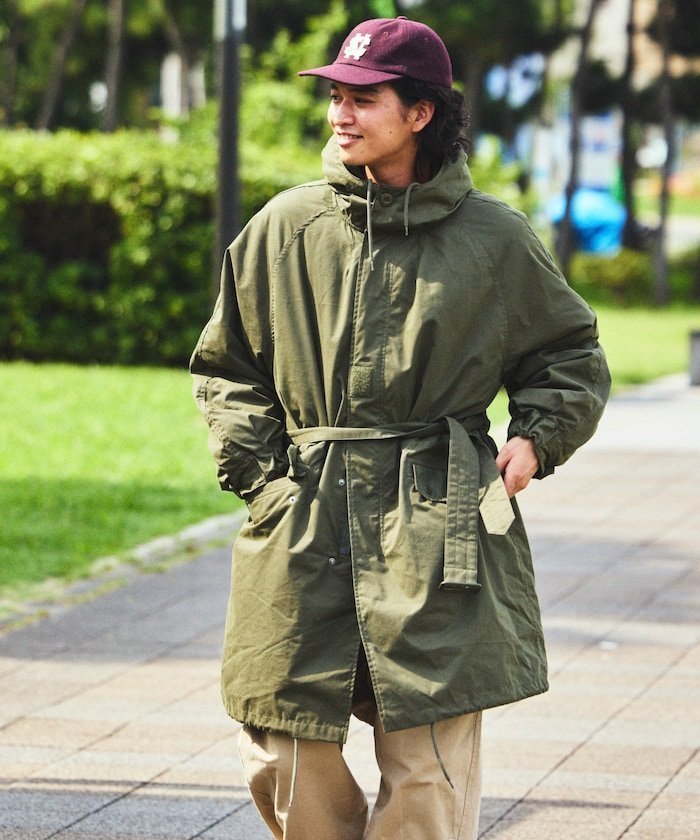 【フリークスストア/FREAK'S STORE】のM-64 ウエストベルテッド フィールドパーカー ライナーセット/ミリタリーコート 25AW インテリア・キッズ・メンズ・レディースファッション・服の通販 founy(ファニー) 　ファッション　Fashion　メンズファッション　Fashion for Men　カーゴパンツ　Cargo Pants, Utility Pants　キャップ　Cap, Baseball Cap　スニーカー　Sneakers, Trainers　スピンドル　Spindle, Drawcord　スラックス　Slacks, Dress Pants　デニム　Denim, Jeans Material　パーカー　Hoodie, Parka　ピーチ　Peach, Soft Touch　フロント　Front, Front Design　ベーシック　Basic, Essential　ミリタリー　Military, Army Style　モダン　Modern, Contemporary　モチーフ　Motif, Design Theme　モッズコート　Mods Coat, Military Parka　ライナー　Liner, Inner Layer　冬　Winter / This Winter　A/W・秋冬　Autumn/Winter　2025年　2025　2025-2026秋冬・A/W　Autumn/Winter 2025–26 AW25–26　オリーブ|ID: prp329100004835658 ipo3291000000035223272