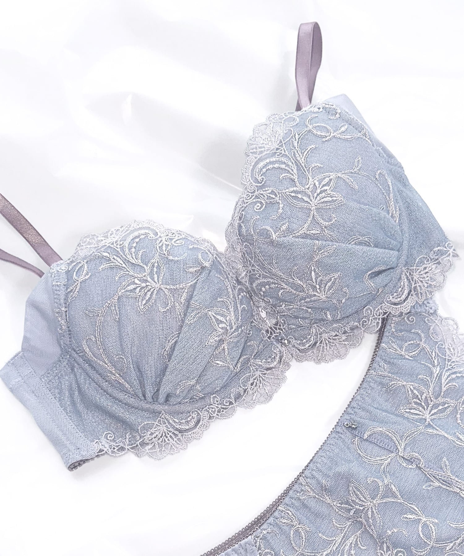 【アンフィ/AMPHI】の【脇高 スムージング・寄せて谷間メイク・軽いつけごこち】シュッとスタイルブラ インテリア・キッズ・メンズ・レディースファッション・服の通販 founy(ファニー) 　ファッション　Fashion　レディースファッション　Fashion for Women　チャーム　Charm, Pendant　チュール　Tulip, Tulip Motif　ブラジャー　Bra, Lingerie　ワイヤー　Wire, Wired Bra　PU|ID: prp329100004835669 ipo3291000000035223378