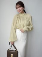 【アニュアンス/anuans】のキュプラコットンボリュームブラウス 人気、トレンドファッション・服の通販 founy(ファニー) ファッション Fashion レディースファッション Fashion for Women トップス・カットソー Cut & Sew Tops シャツ・ブラウス・オフィスカジュアル Elegant Blouses & Button-Ups インナー Innerwear キュプラ Cupro, Eco Fabric クラシック Classic, Timeless Style スタンド Stand Collar, Upright Stand パウダー Powder, Soft Tone フロント Front, Front Design モダン Modern, Contemporary 再入荷 Restock / Back in Stock 日本製 Made In Japan 夏 Summer エレガント 上品 Elegant thumbnail PISTACHIO GR|ID: prp329100004835686 ipo3291000000035223474