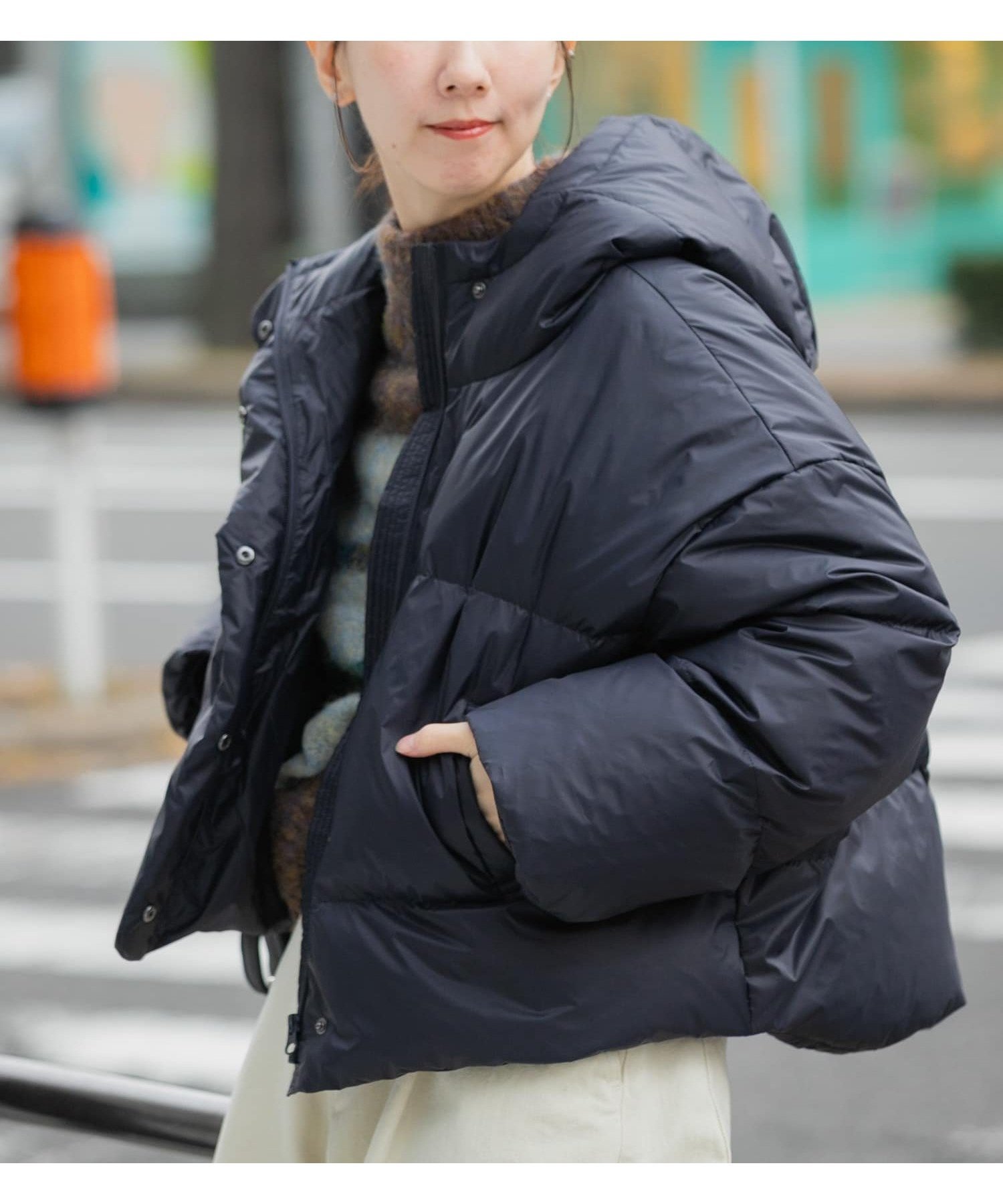 【アイテムズアーバンリサーチ/ITEMS URBAN RESEARCH】のフーディーショートダウン インテリア・キッズ・メンズ・レディースファッション・服の通販 founy(ファニー) 　ファッション　Fashion　レディースファッション　Fashion for Women　2025年　2025　2025-2026秋冬・A/W　Autumn/Winter 2025–26 AW25–26　冬　Winter / This Winter　ダウン　Down, Puffer　バランス　Balance, Style Balance　フェザー　Feather, Feather Detail　今季　This Season, Current Season　A/W・秋冬　Autumn/Winter　防寒　Cold Protection, Winter-Ready　ネイビー|ID: prp329100004835862 ipo3291000000035224711