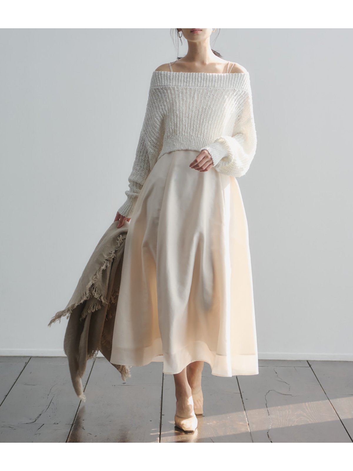 【アニュアンス/anuans】のニットレイヤードキャミワンピース インテリア・キッズ・メンズ・レディースファッション・服の通販 founy(ファニー) 　ファッション　Fashion　レディースファッション　Fashion for Women　ワンピース　Dresses　キャミソールワンピース　Camisole Dresses　キャミワンピース　Cami Dress, Slip Dress　シアー　Sheer, See-Through　ショルダー　Shoulder, Shoulder Strap　再入荷　Restock / Back in Stock　IVORY|ID: prp329100004835947 ipo3291000000035225331