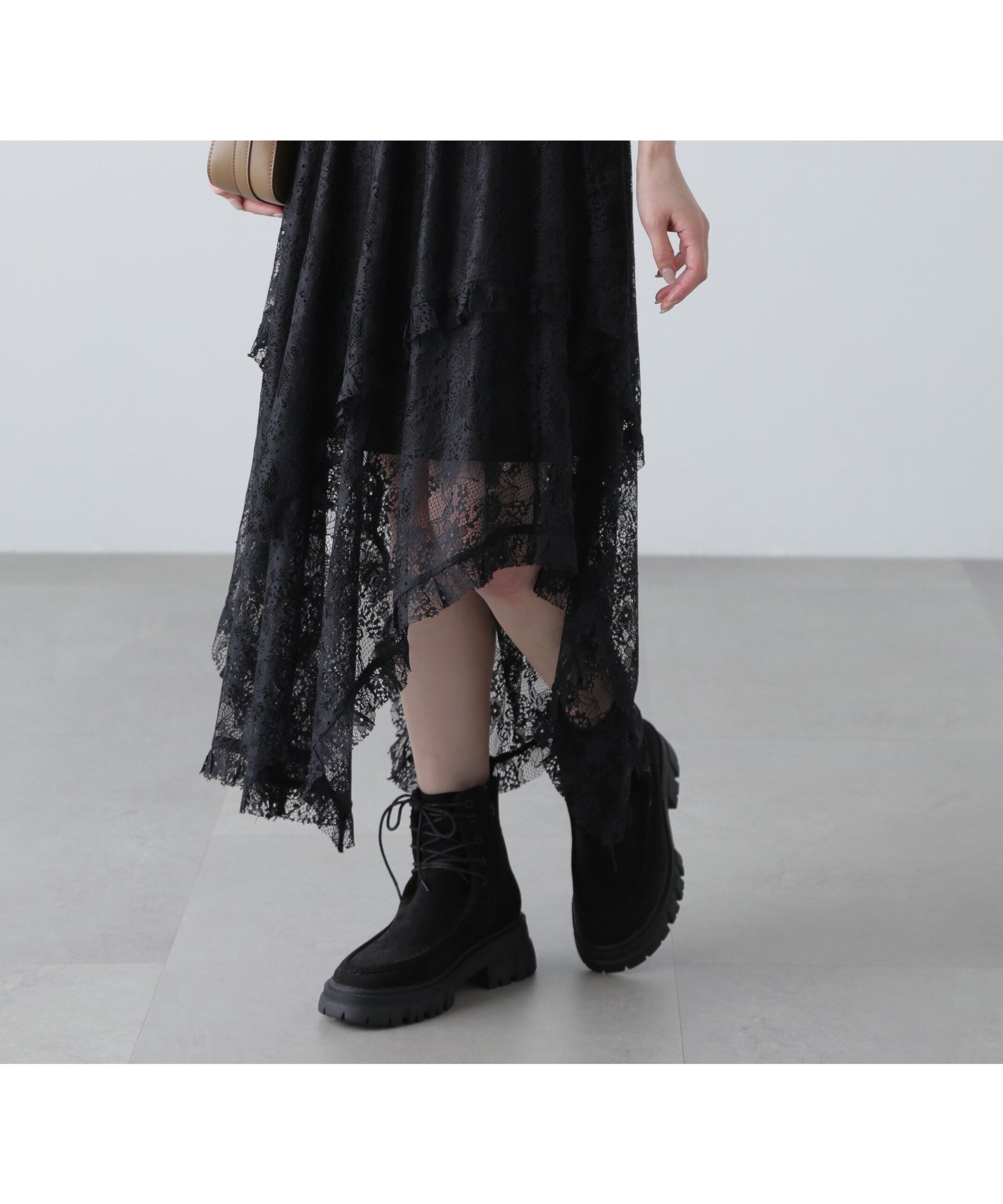 【フリーズマート/FREE'S MART】のイレヘムレーススカート インテリア・キッズ・メンズ・レディースファッション・服の通販 founy(ファニー) 　ファッション　Fashion　レディースファッション　Fashion for Women　スカート　Skirts　アシンメトリー　Asymmetrical Style　イレヘム　Irregular Hemline　シンプル　Simple, Minimal　デニム　Denim, Jeans Material　フリル　Frill, Ruffle　レース　Lace, Lace Fabric　ブラック|ID: prp329100004835955 ipo3291000000035225403