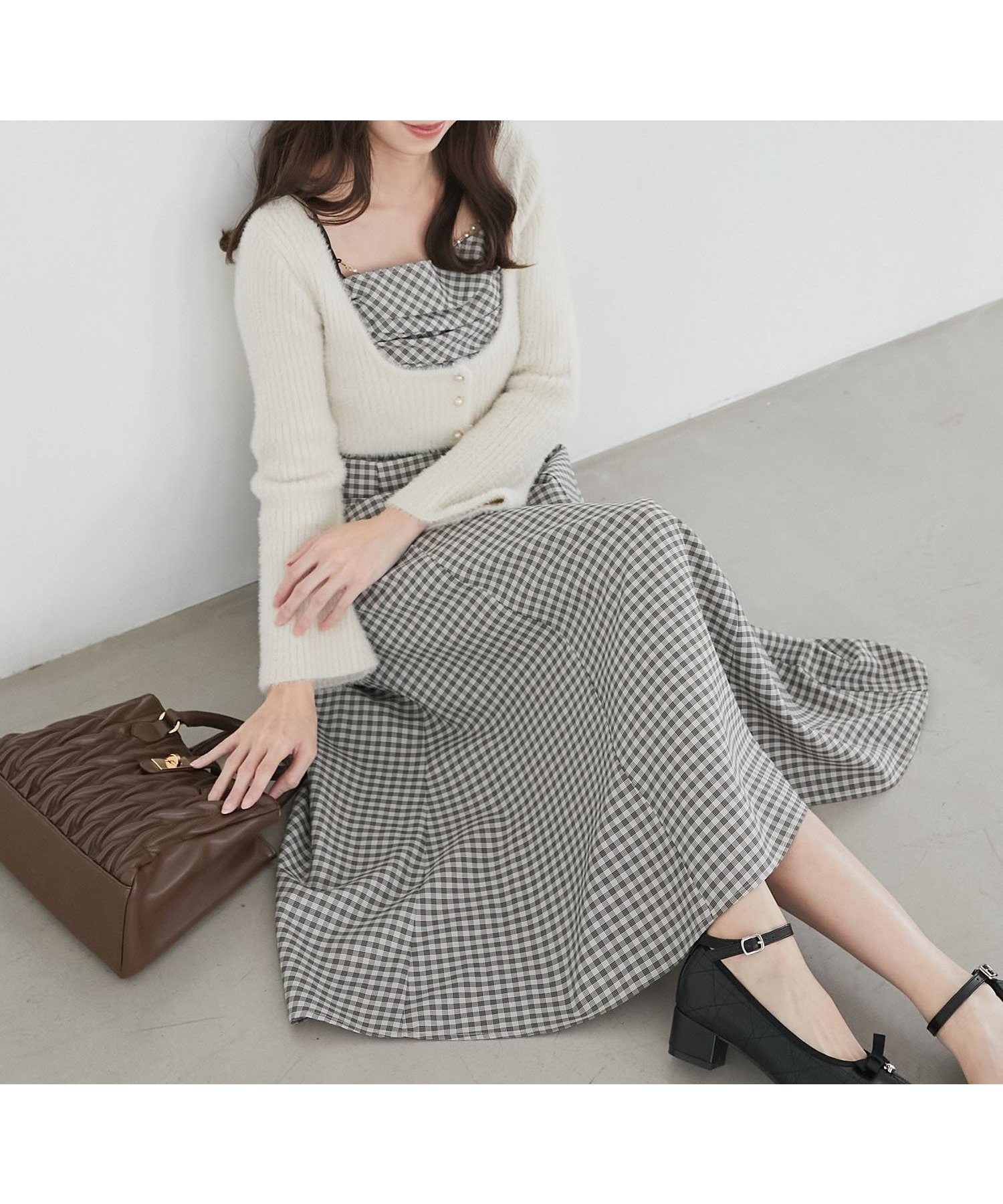 【マジェスティック レゴン/MAJESTIC LEGON】のシャギーカーデセットキャミワンピース 人気、トレンドファッション・服の通販 founy(ファニー) 　ファッション　Fashion　レディースファッション　Fashion for Women　ワンピース　Dresses　キャミソールワンピース　Camisole Dresses　アクセサリー　Fashion Accessories　インナー　Innerwear　カーディガン　Cardigan, Knitwear　キャミワンピース　Cami Dress, Slip Dress　ギャザー　Gathered, Ruffled　クロップド　Cropped, Short Length　ジャケット　Jacket, Outerwear　ダウン　Down, Puffer　チェーン　Chain, Chain Strap　パール　Pearl, Pearl Accent　フィット　Fit, Slim Fit　ロング　Long, Long-Length　再入荷　Restock / Back in Stock　 other-1|ID: prp329100004835971 ipo3291000000035225603