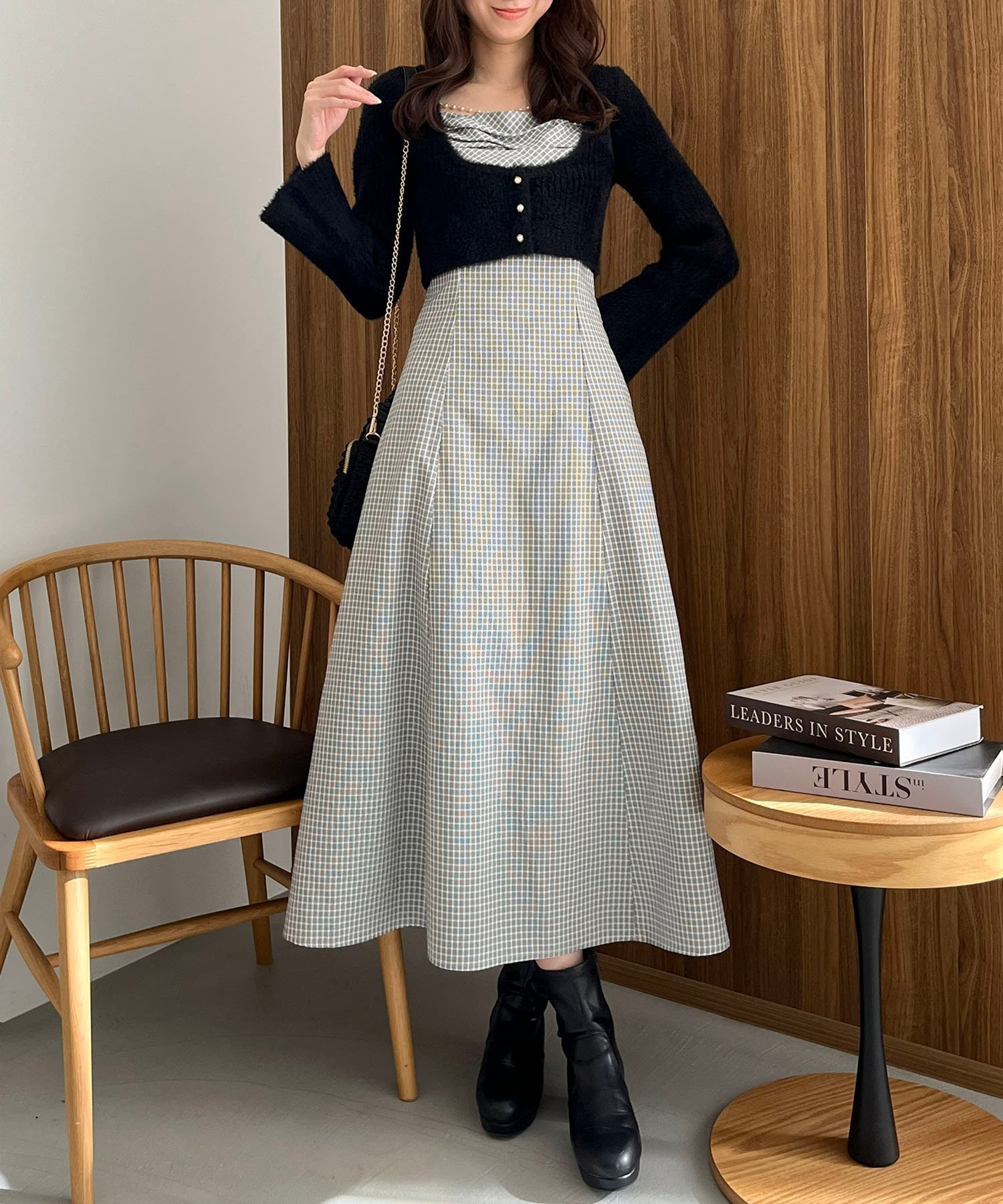 【マジェスティック レゴン/MAJESTIC LEGON】のシャギーカーデセットキャミワンピース インテリア・キッズ・メンズ・レディースファッション・服の通販 founy(ファニー) 　ファッション　Fashion　レディースファッション　Fashion for Women　ワンピース　Dresses　キャミソールワンピース　Camisole Dresses　アクセサリー　Fashion Accessories　インナー　Innerwear　カーディガン　Cardigan, Knitwear　キャミワンピース　Cami Dress, Slip Dress　ギャザー　Gathered, Ruffled　クロップド　Cropped, Short Length　ジャケット　Jacket, Outerwear　ダウン　Down, Puffer　チェーン　Chain, Chain Strap　パール　Pearl, Pearl Accent　フィット　Fit, Slim Fit　ロング　Long, Long-Length　再入荷　Restock / Back in Stock　ブラック柄|ID: prp329100004835971 ipo3291000000035225605