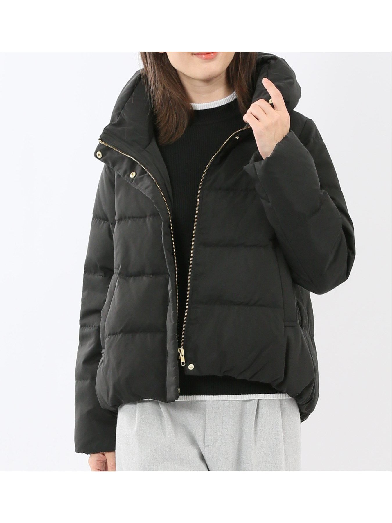 【タカキュー/TAKA-Q】のピーチスキン ショートダウン インテリア・キッズ・メンズ・レディースファッション・服の通販 founy(ファニー) 　ファッション　Fashion　レディースファッション　Fashion for Women　エレガント 上品　Elegant　シャーリング　Shirring, Ruched　ショート　Short, Short Length　シンプル　Simple, Minimal　ジャケット　Jacket, Outerwear　スタンド　Stand Collar, Upright Stand　タフタ　Taffeta, Structured Fabric　ダウン　Down, Puffer　なめらか　Smooth, Silky Texture　ピーチ　Peach, Soft Touch　フィット　Fit, Slim Fit　フェザー　Feather, Feather Detail　プリーツ　Pleats, Pleated　ベーシック　Basic, Essential　ボトム　Bottoms, Lower Wear　ポケット　Pocket, Pocket Detail　防寒　Cold Protection, Winter-Ready　ワイド　Wide, Wide Fit　冬　Winter / This Winter　A/W・秋冬　Autumn/Winter　05黒|ID: prp329100004835992 ipo3291000000035225727