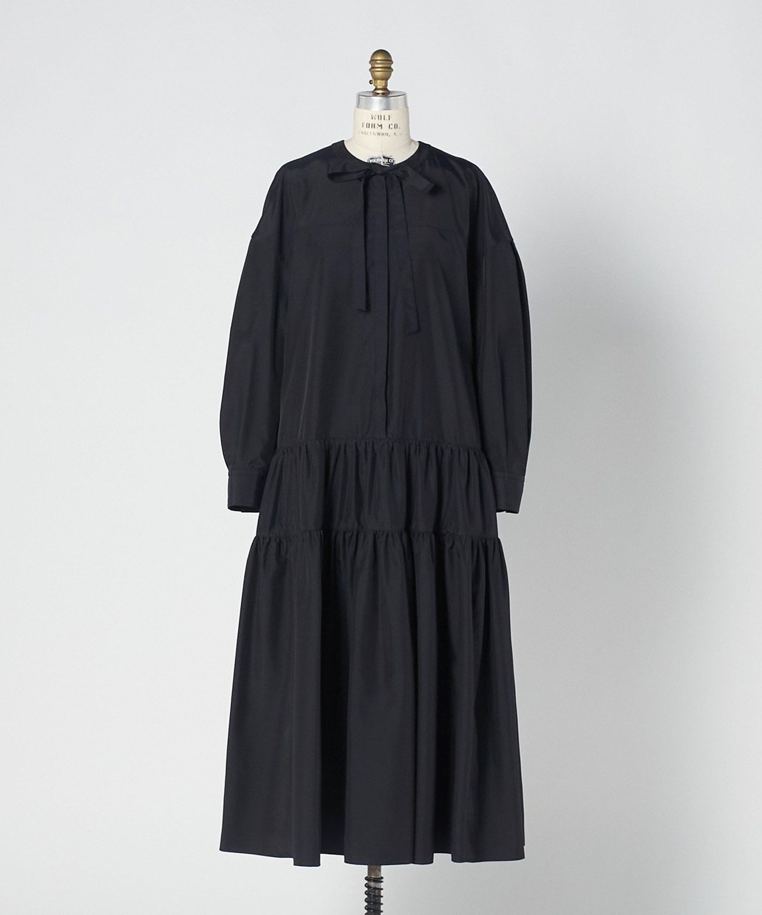 【ドゥロワー/DRAWER】のRESORT ナイロンシルクティアードギャザーワンピース 人気、トレンドファッション・服の通販 founy(ファニー) 　ファッション　Fashion　レディースファッション　Fashion for Women　ワンピース　Dresses　ギャザー　Gathered, Ruffled　シルク　Silk, 100% Silk　ティアードワンピース　Tiered Dress, Flared Dress　ロング　Long, Long-Length　エレガント 上品　Elegant　 other-1|ID: prp329100004836002 ipo3291000000035225760