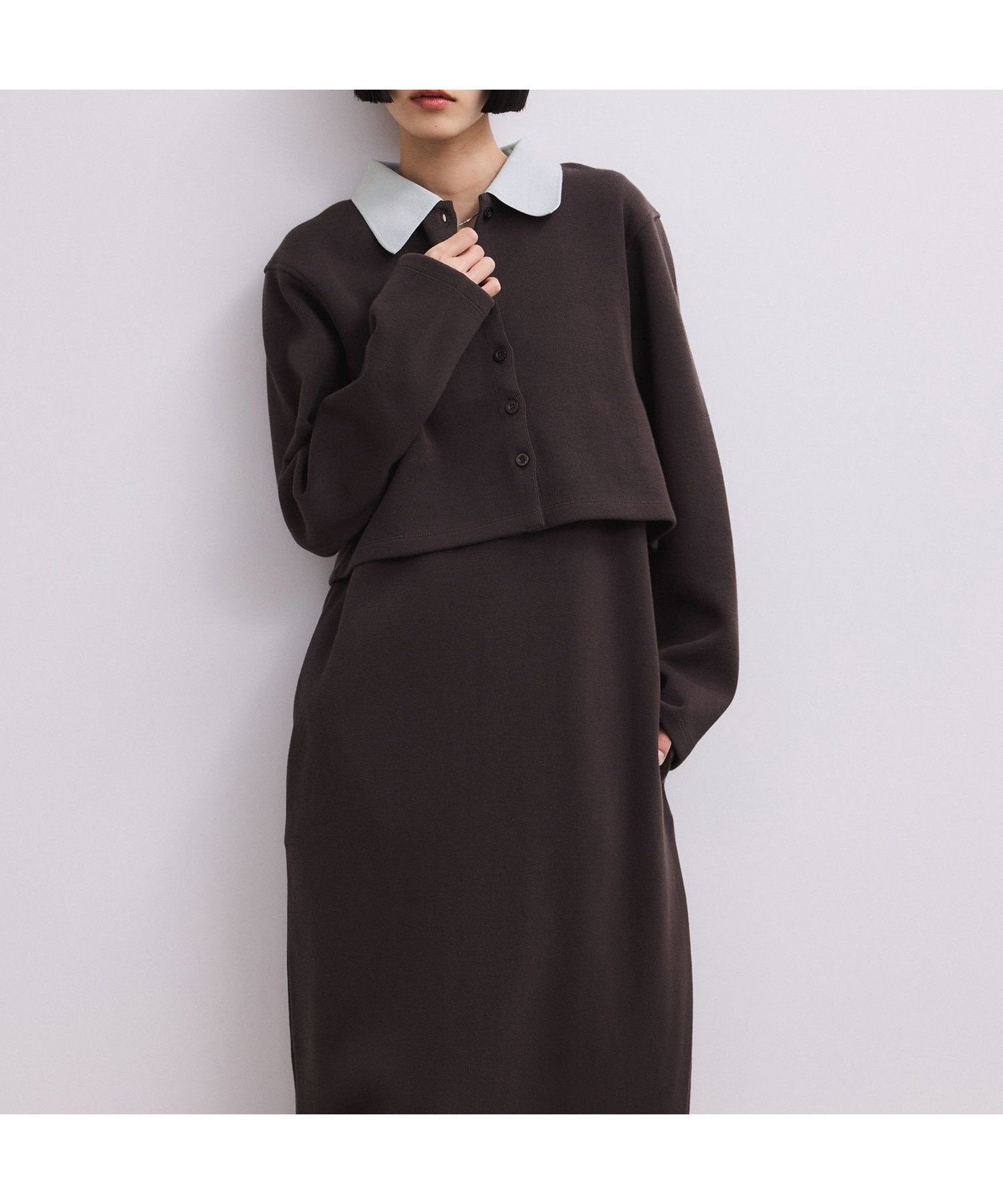 【アダム エ ロペ/ADAM ET ROPE'】の【WEB限定】カーディガンセットワンピース インテリア・キッズ・メンズ・レディースファッション・服の通販 founy(ファニー) 　ファッション　Fashion　レディースファッション　Fashion for Women　ワンピース　Dresses　インナー　Innerwear　カーディガン　Cardigan, Knitwear　ショルダー　Shoulder, Shoulder Strap　デニム　Denim, Jeans Material　ドロップ　Drop Shoulder, Dropped Style　なめらか　Smooth, Silky Texture　ノースリーブ　Sleeveless, No-Sleeve　バランス　Balance, Style Balance　フラット　Flat, Flat Shoes　フランス　France, French　ポケット　Pocket, Pocket Detail　リラックス　Relax, Relaxed Fit　エレガント 上品　Elegant　2026年　2026　ダークブラウン系(21)|ID: prp329100004836017 ipo3291000000035225837