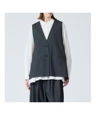 【マーコート/MARcourt】のmizuiro ind ディープVネックワイドベスト 人気、トレンドファッション・服の通販 founy(ファニー) ファッション Fashion レディースファッション Fashion for Women アウター Coat / Outerwear Collection トップス・カットソー Cut & Sew Tops ベスト&ジレ / 重ね着スタイル Vests & Gilets Vネックトップス V-Neck Tops / V-Cut Neckline Shirts ストレッチ Stretch, Stretchy Fabric スリット Slit, Slit Detail ノースリーブ Sleeveless, No-Sleeve フロント Front, Front Design ポケット Pocket, Pocket Detail ワイド Wide, Wide Fit 今季 This Season, Current Season 再入荷 Restock / Back in Stock 無地 Plain, Solid Color 秋 Autumn thumbnail ネイビーA|ID: prp329100004836047 ipo3291000000035226074