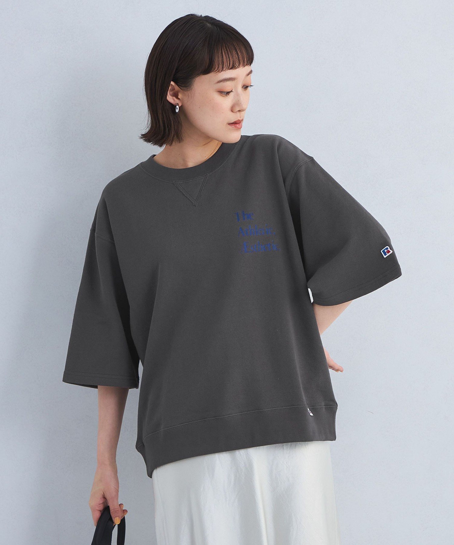 【ユナイテッドアローズ/UNITED ARROWS】の【別注】 RUSSELL ATHLETIC ハーフスリーブ スウェット プルオーバー インテリア・キッズ・メンズ・レディースファッション・服の通販 founy(ファニー) 　ファッション　Fashion　レディースファッション　Fashion for Women　トップス・カットソー　Cut & Sew Tops　レディースパーカー・カジュアルフーディー　Casual Hoodies & Sweatshirts　カジュアルプルオーバー・ニットトップス　Pullovers & Knit Tops / Casual Pullovers　スウェット・クルーネックトップス　Sweatshirts & Crewnecks / Relaxed Fit Sweat Tops　アメリカン　American Style　春　Spring　サテン　Satin, Glossy Fabric　スウェット / スエット　Sweatshirt, Sweatwear　スリーブ　Sleeve, Long Sleeve / Short Sleeve　ハーフ　Half, Half-Length　フェミニン　Feminine, Girly　プリント　Print, Printed Pattern　ボトム　Bottoms, Lower Wear　別注　Limited Edition, Custom Order　ラッセル　Raschel, Raschel Lace　ラバー　Rubber, Rubber Sole　レース　Lace, Lace Fabric　アウトレット　Outlet / Clearance　夏　Summer　DK.GRAY|ID: prp329100004836048 ipo3291000000035226112