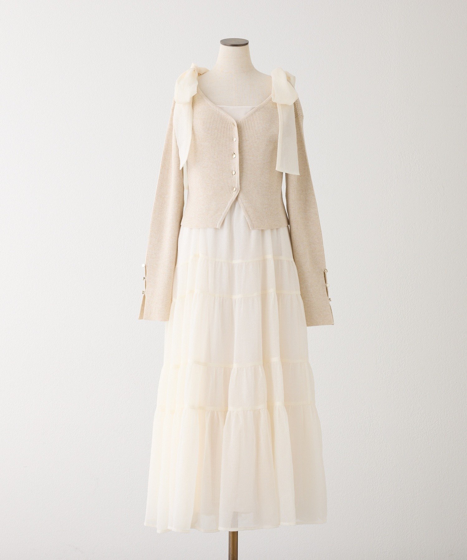 【ナイスクラップ/NICE CLAUP】の【肩リボン取り外し可能】カーディガンセット2枚セットワンピ インテリア・キッズ・メンズ・レディースファッション・服の通販 founy(ファニー) 　ファッション　Fashion　レディースファッション　Fashion for Women　ワンピース　Dresses　カーディガン　Cardigan, Knitwear　キャミワンピース　Cami Dress, Slip Dress　デニム　Denim, Jeans Material　ハイネック　High Neck, Mock Neck　フェミニン　Feminine, Girly　ラップ　Wrap, Wrap Design　リボン　Ribbon, Bow　おすすめ　Recommended / Our Picks　ホワイト系その他|ID: prp329100004836052 ipo3291000000035226149