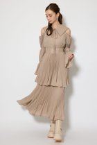 【リエンダ/rienda】のBIGカラープリーツフレアワンピース 人気、トレンドファッション・服の通販 founy(ファニー) ファッション Fashion レディースファッション Fashion for Women ワンピース Dresses インナー Innerwear エレガント 上品 Elegant クラシカル Classical, Vintage-Inspired シャーリング Shirring, Ruched ショルダー Shoulder, Shoulder Strap トレンド Trend, Trending Now フレア Flare, Flared フロント Front, Front Design プリーツ Pleats, Pleated マキシ Maxi, Full Length リボン Ribbon, Bow レース Lace, Lace Fabric 再入荷 Restock / Back in Stock thumbnail BEG|ID: prp329100004836058 ipo3291000000035226187