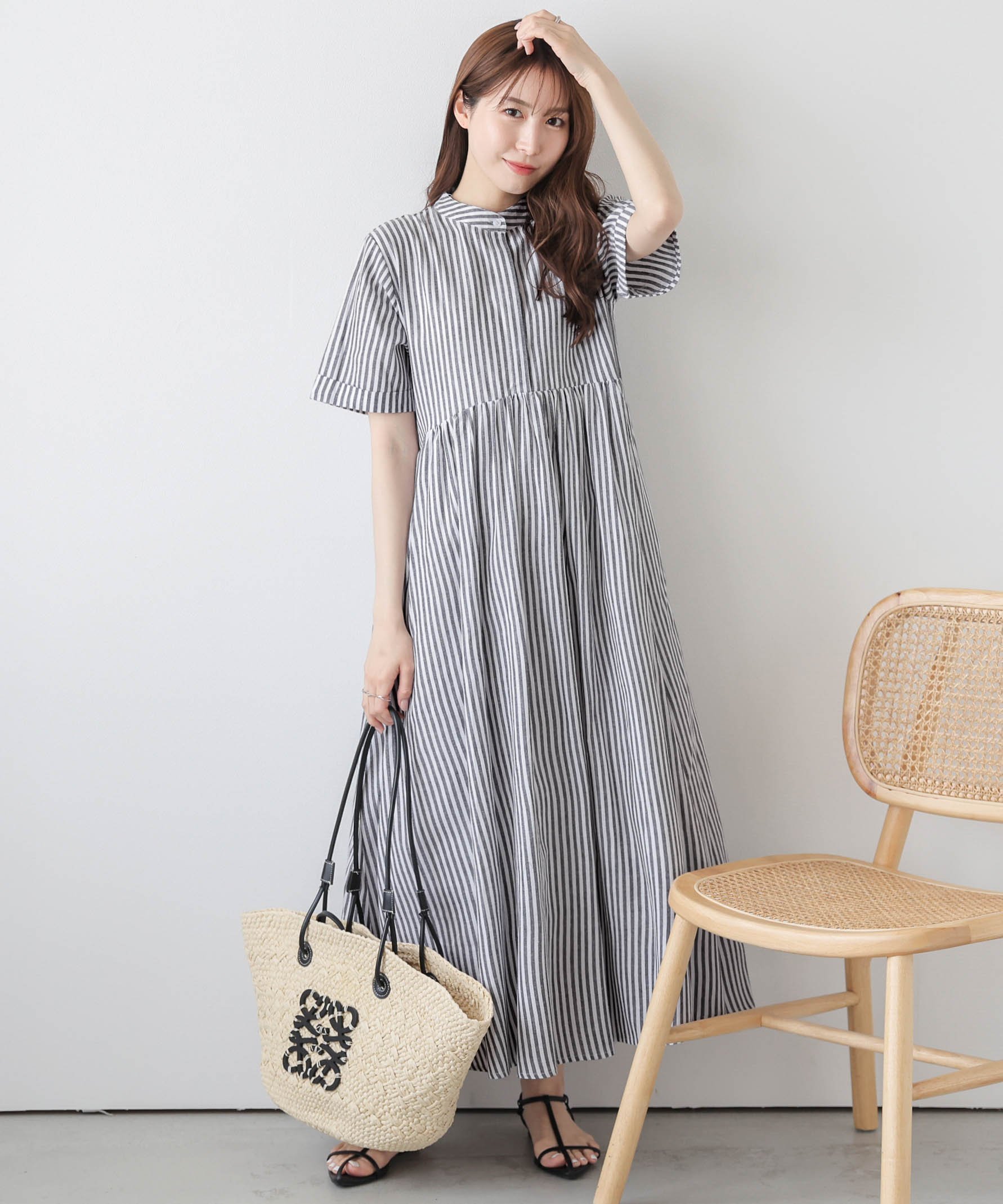 【ラジュール/Lajour】のギャザーシャツワンピース インテリア・キッズ・メンズ・レディースファッション・服の通販 founy(ファニー) 　ファッション　Fashion　レディースファッション　Fashion for Women　ワンピース　Dresses　シャツワンピース / 1枚で着映えコーデ　Shirt Dresses　ギャザー　Gathered, Ruffled　無地　Plain, Solid Color　半袖ブラックストライプ|ID: prp329100004836078 ipo3291000000035226350