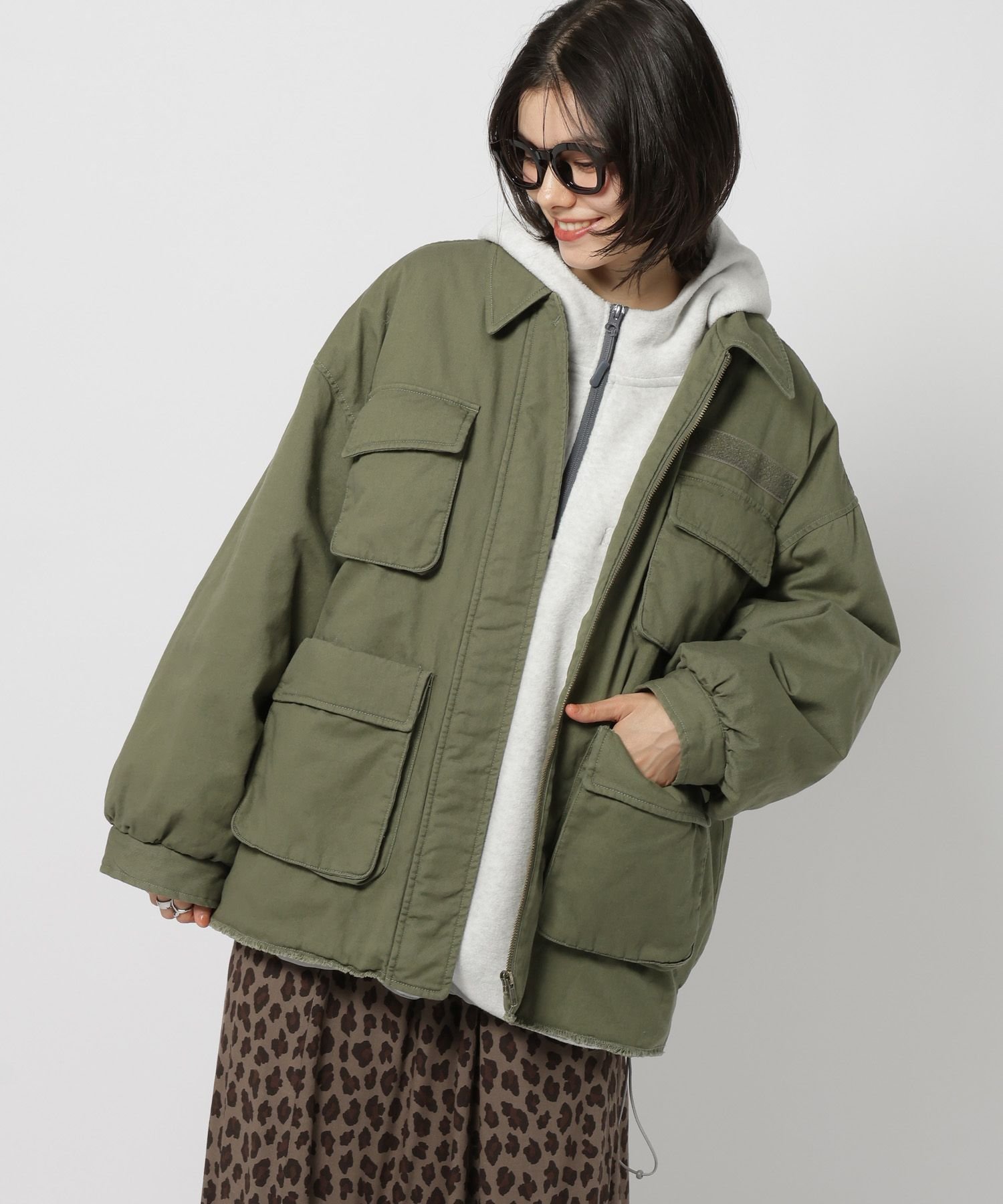 【ニコアンド/niko and】の中綿ミリタリーポケジャケット インテリア・キッズ・メンズ・レディースファッション・服の通販 founy(ファニー) 　ファッション　Fashion　レディースファッション　Fashion for Women　アウター　Coat / Outerwear Collection　レディースジャケット・軽アウター　Jackets　おすすめ　Recommended / Our Picks　アウトドア　Outdoor Clothing　ショルダー　Shoulder, Shoulder Strap　ジャケット　Jacket, Outerwear　デニム　Denim, Jeans Material　ドロップ　Drop Shoulder, Dropped Style　ポケット　Pocket, Pocket Detail　ミリタリー　Military, Army Style　ワイド　Wide, Wide Fit　カーキ|ID: prp329100004836086 ipo3291000000035226440