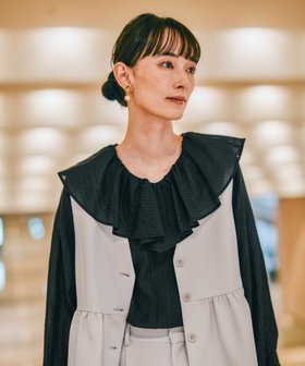 【レプシィム ローリーズファーム/LEPSIM LOWRYS FARM】の【入卒式/セレモニー】 フリルカラージャガードブラウス 人気、トレンドファッション・服の通販 founy(ファニー) ファッション Fashion レディースファッション Fashion for Women トップス・カットソー Cut & Sew Tops シャツ・ブラウス・オフィスカジュアル Elegant Blouses & Button-Ups おすすめ Recommended / Our Picks オケージョン Occasion Wear サロペット Overalls, Salopette セレモニー Ceremony フォーマル Formal, Dressy フリル Frill, Ruffle 入学式 Entrance Ceremony 卒業式 Graduation Ceremony 結婚式 Wedding |ID:prp329100004836122