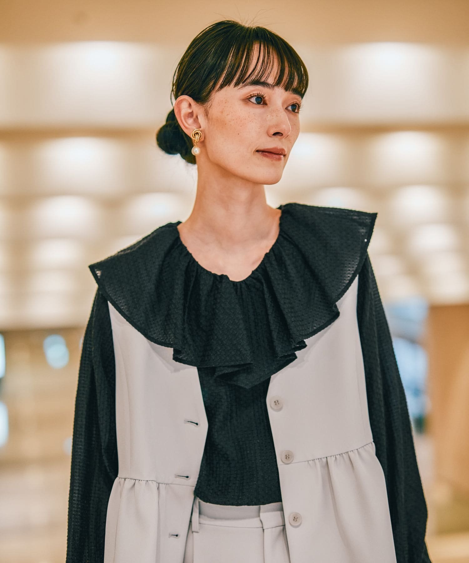 【レプシィム ローリーズファーム/LEPSIM LOWRYS FARM】の【入卒式/セレモニー】 フリルカラージャガードブラウス 人気、トレンドファッション・服の通販 founy(ファニー) 　ファッション　Fashion　レディースファッション　Fashion for Women　トップス・カットソー　Cut & Sew Tops　シャツ・ブラウス・オフィスカジュアル　Elegant Blouses & Button-Ups　おすすめ　Recommended / Our Picks　オケージョン　Occasion Wear　サロペット　Overalls, Salopette　セレモニー　Ceremony　フォーマル　Formal, Dressy　フリル　Frill, Ruffle　入学式　Entrance Ceremony　卒業式　Graduation Ceremony　結婚式　Wedding　 other-1|ID: prp329100004836122 ipo3291000000035226807