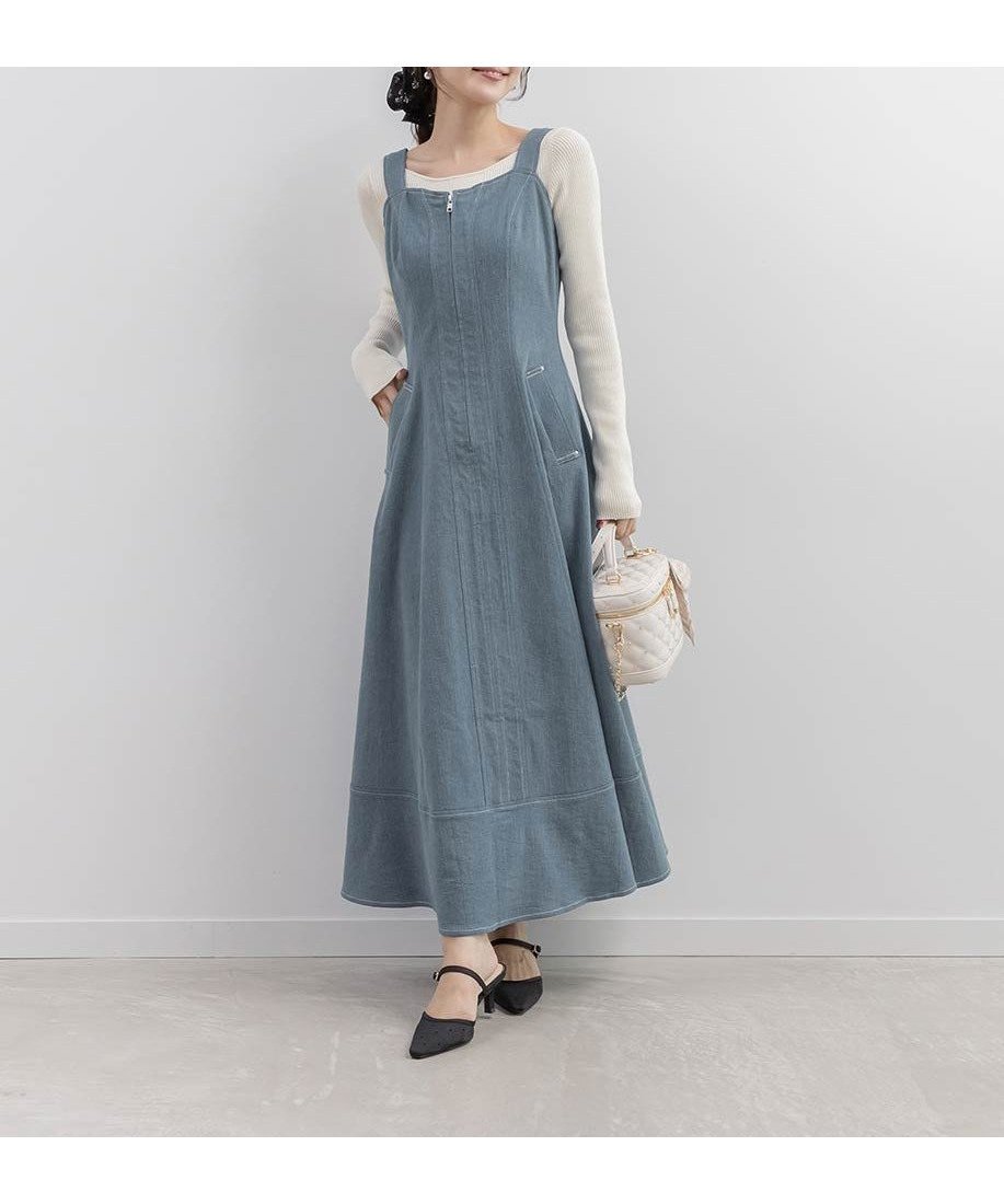 【ランダ/RANDA】のデニムフレアワンピース インテリア・キッズ・メンズ・レディースファッション・服の通販 founy(ファニー) 　ファッション　Fashion　レディースファッション　Fashion for Women　ワンピース　Dresses　カーディガン　Cardigan, Knitwear　シャーリング　Shirring, Ruched　シルバー　Silver, Metallic Silver　デニム　Denim, Jeans Material　フィット　Fit, Slim Fit　フェミニン　Feminine, Girly　フロント　Front, Front Design　ポケット　Pocket, Pocket Detail　おすすめ　Recommended / Our Picks　エレガント 上品　Elegant　BLUE|ID: prp329100004836133 ipo3291000000035226901