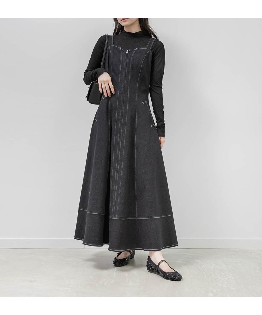 【ランダ/RANDA】のデニムフレアワンピース インテリア・キッズ・メンズ・レディースファッション・服の通販 founy(ファニー) 　ファッション　Fashion　レディースファッション　Fashion for Women　ワンピース　Dresses　カーディガン　Cardigan, Knitwear　シャーリング　Shirring, Ruched　シルバー　Silver, Metallic Silver　デニム　Denim, Jeans Material　フィット　Fit, Slim Fit　フェミニン　Feminine, Girly　フロント　Front, Front Design　ポケット　Pocket, Pocket Detail　おすすめ　Recommended / Our Picks　エレガント 上品　Elegant　BLACK|ID: prp329100004836133 ipo3291000000035226902