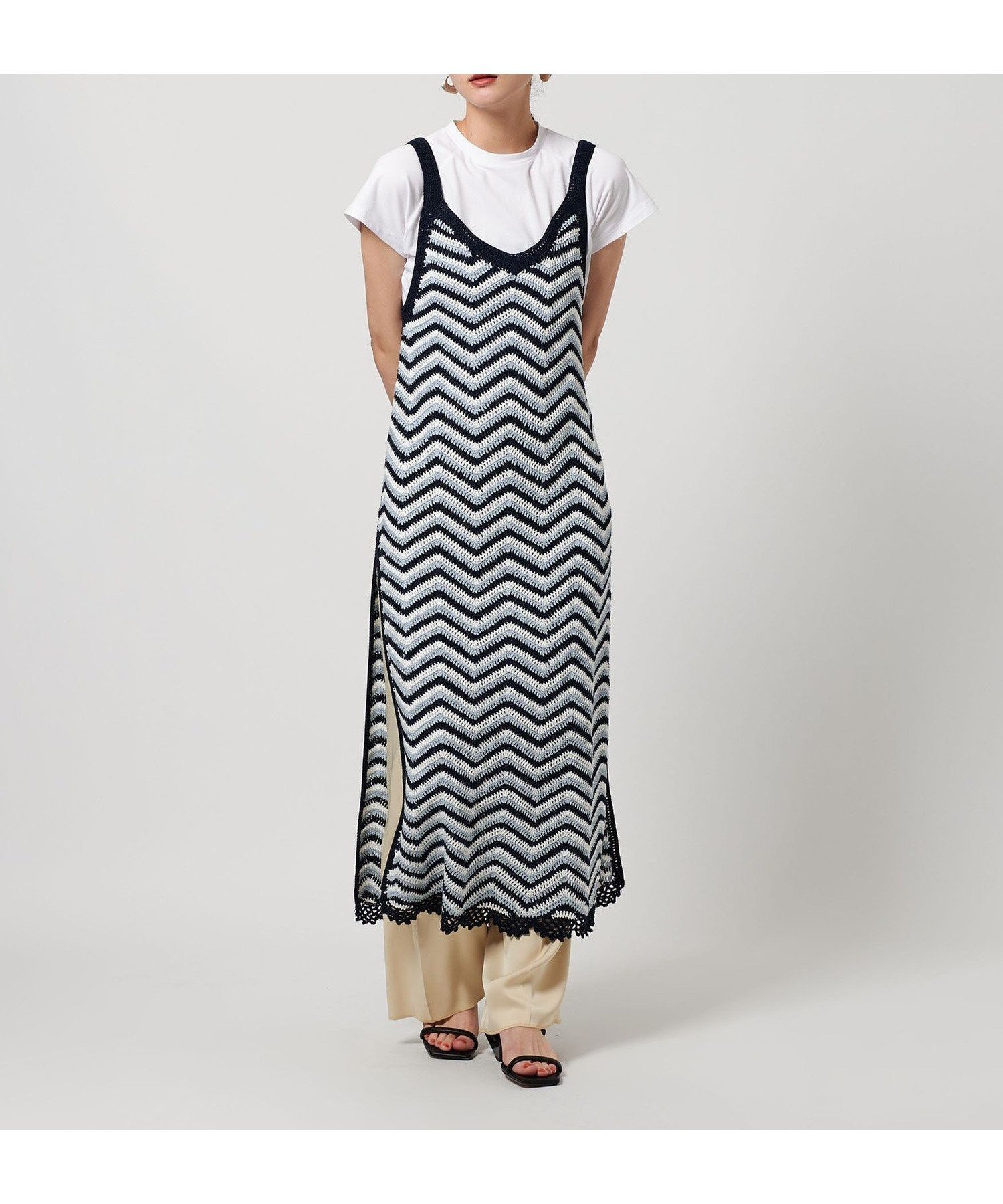 【ユナイテッドアローズ/UNITED ARROWS】の【別注】 LOGAN knitting mills ニット ワンピース インテリア・キッズ・メンズ・レディースファッション・服の通販 founy(ファニー) 　ファッション　Fashion　レディースファッション　Fashion for Women　ワンピース　Dresses　ニットワンピース　Knit Dresses　インナー　Innerwear　洗える　Machine Washable　今季　This Season, Current Season　スペシャル　Special, Limited Edition　スリット　Slit, Slit Detail　タンク　Tank Top, Sleeveless Top　デニム　Denim, Jeans Material　別注　Limited Edition, Custom Order　ワイド　Wide, Wide Fit　アウトレット　Outlet / Clearance　おすすめ　Recommended / Our Picks　夏　Summer　ROYAL|ID: prp329100004836151 ipo3291000000035226982