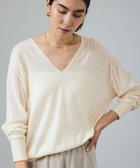 【サロン アダム エ ロペ/SALON adam et rope'】のウォッシャブルウールVネックプルオーバー 人気、トレンドファッション・服の通販 founy(ファニー) ファッション Fashion レディースファッション Fashion for Women トップス・カットソー Cut & Sew Tops カジュアルプルオーバー・ニットトップス Pullovers & Knit Tops / Casual Pullovers Vネックトップス V-Neck Tops / V-Cut Neckline Shirts インナー Innerwear シンプル Simple, Minimal ジャケット Jacket, Outerwear タンク Tank Top, Sleeveless Top チャーム Charm, Pendant トレンド Trend, Trending Now 定番 Standard, Basic Item プレート Plate, Dish ベーシック Basic, Essential ポケット Pocket, Pocket Detail エレガント 上品 Elegant ビジネス 仕事 通勤 Business / Work / Commuting thumbnail オフホワイト(15)|ID: prp329100004836224 ipo3291000000035227531